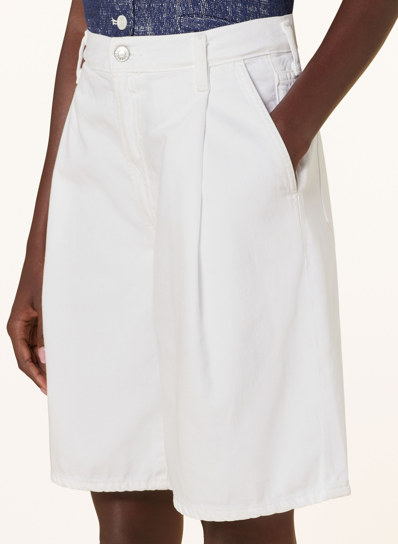 AGOLDE Shorts ELLIS, Color: WHITE (Image 5)