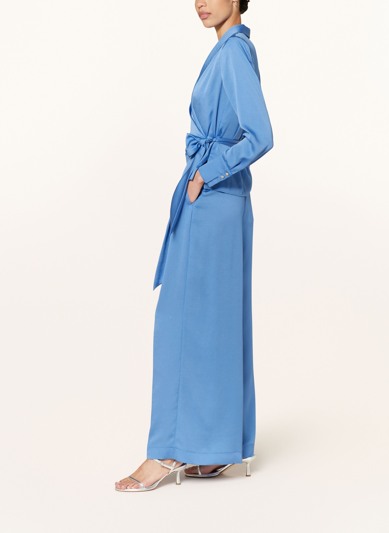 RIANI Wide leg trousers in satin, Color: LIGHT BLUE (Image 4)