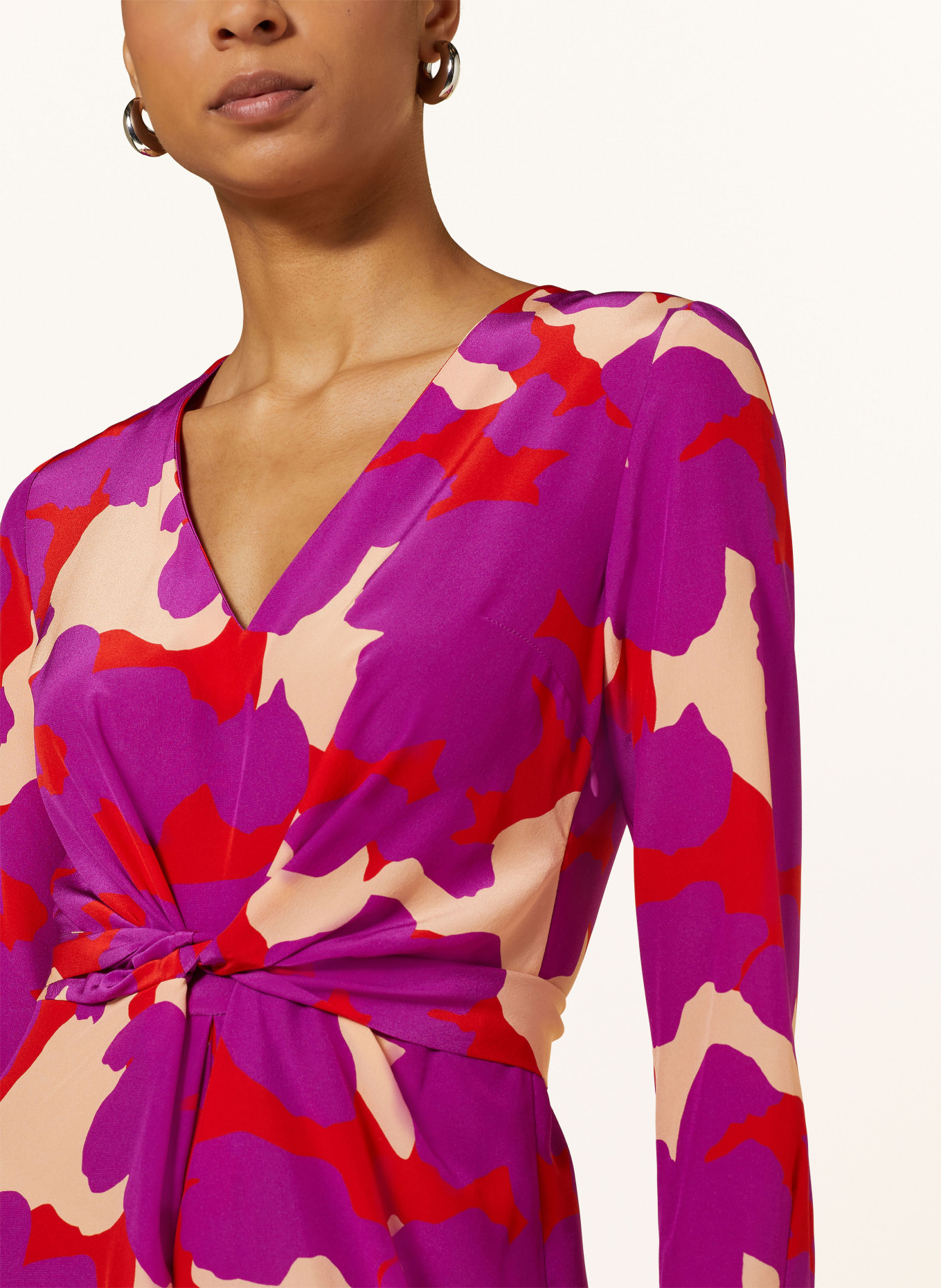 ROSSO35 Wrap dress made of silk with 3/4 sleeves, Color: FUCHSIA/ PURPLE/ LIGHT ORANGE (Image 4)
