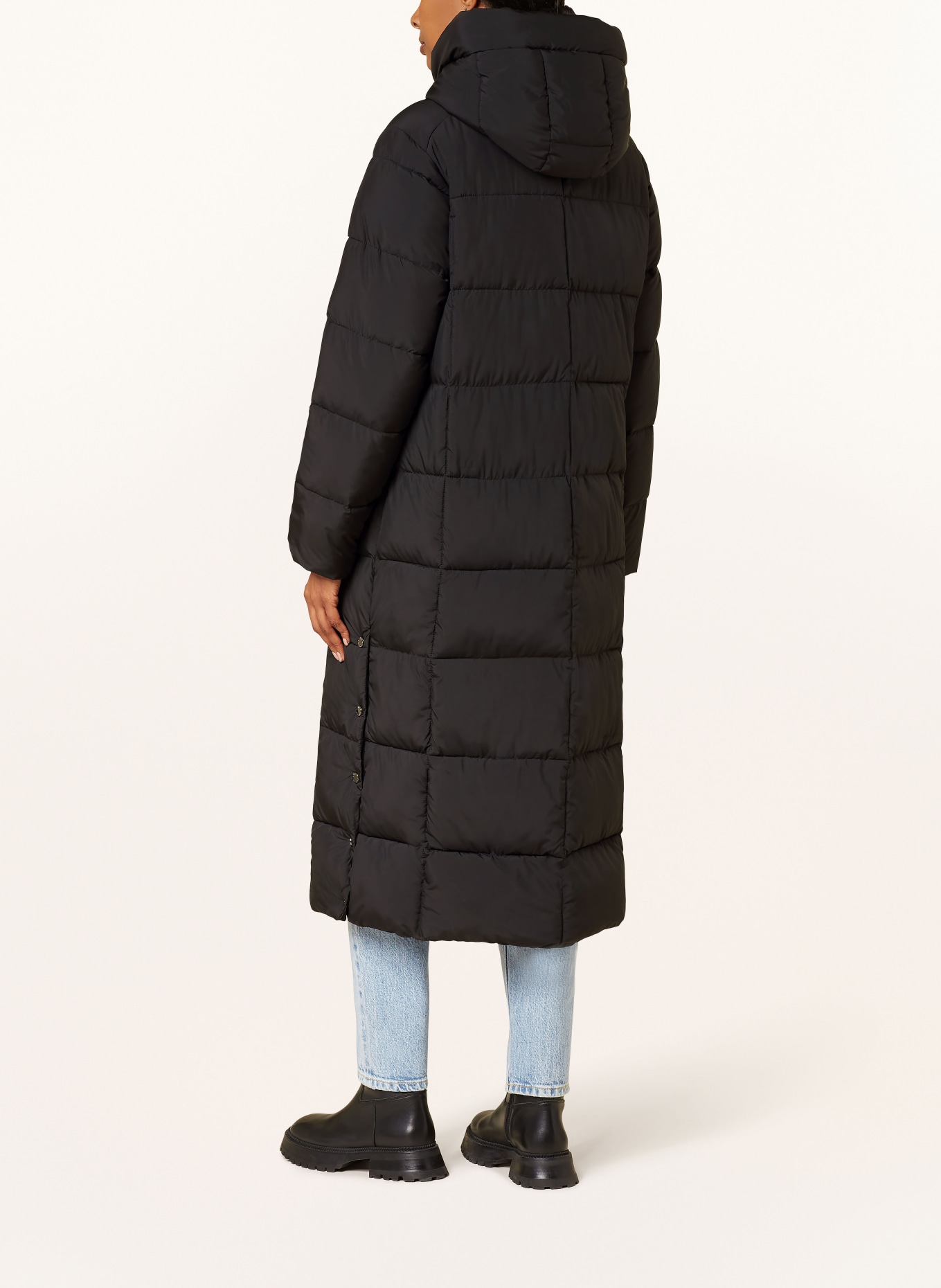 FUCHS SCHMITT Prošívaný kabát: ČERNÁ