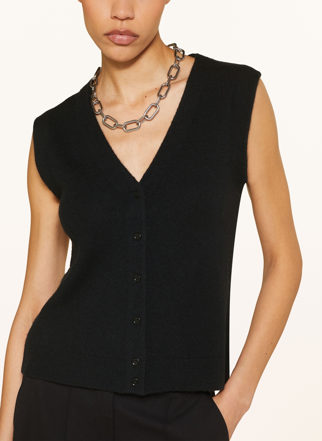 MRS & HUGS Knit vest with cashmere, Color: BLACK (Image 4)