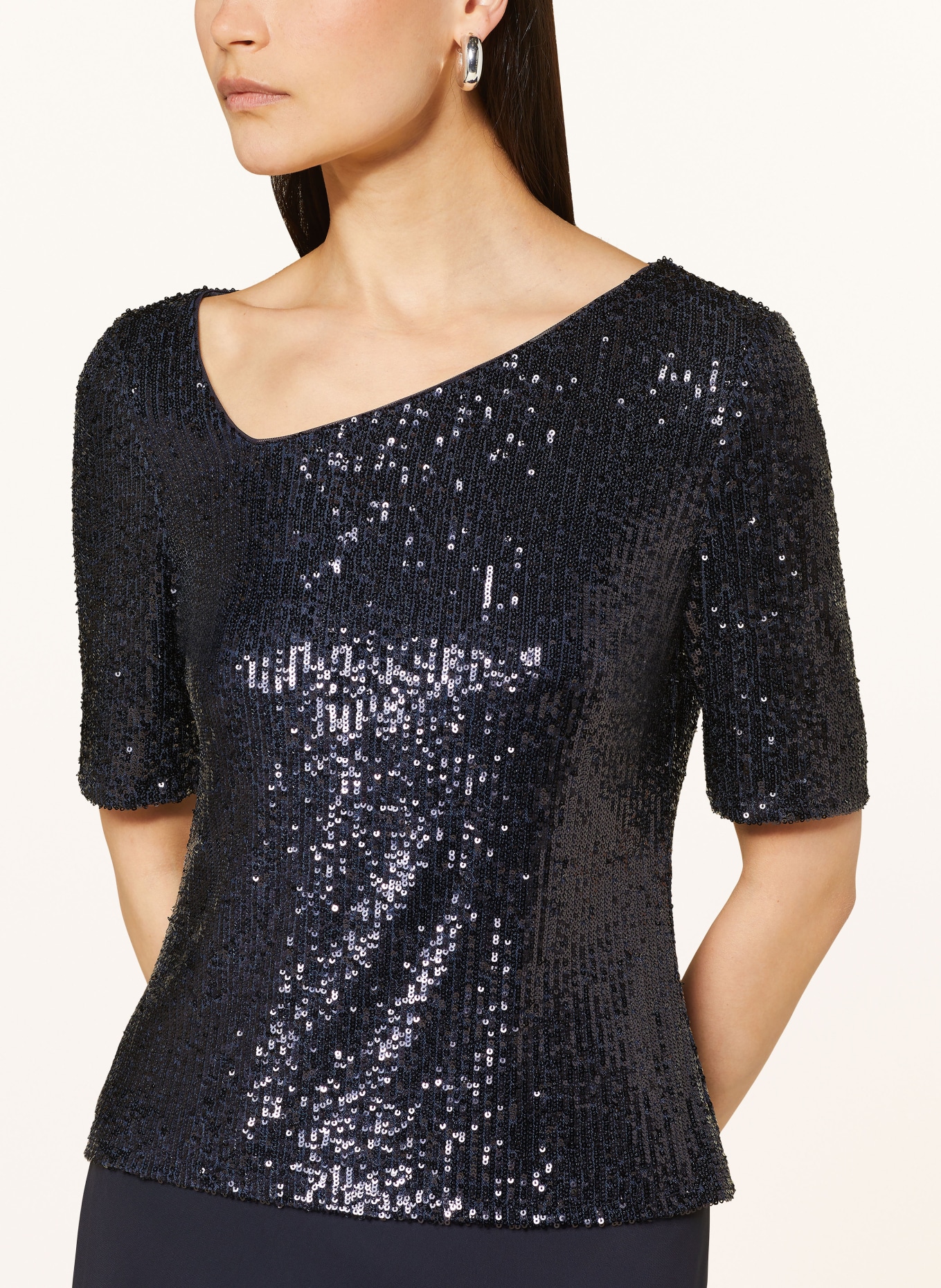 V by Vera Mont T-shirt with sequins: DARK BLUE