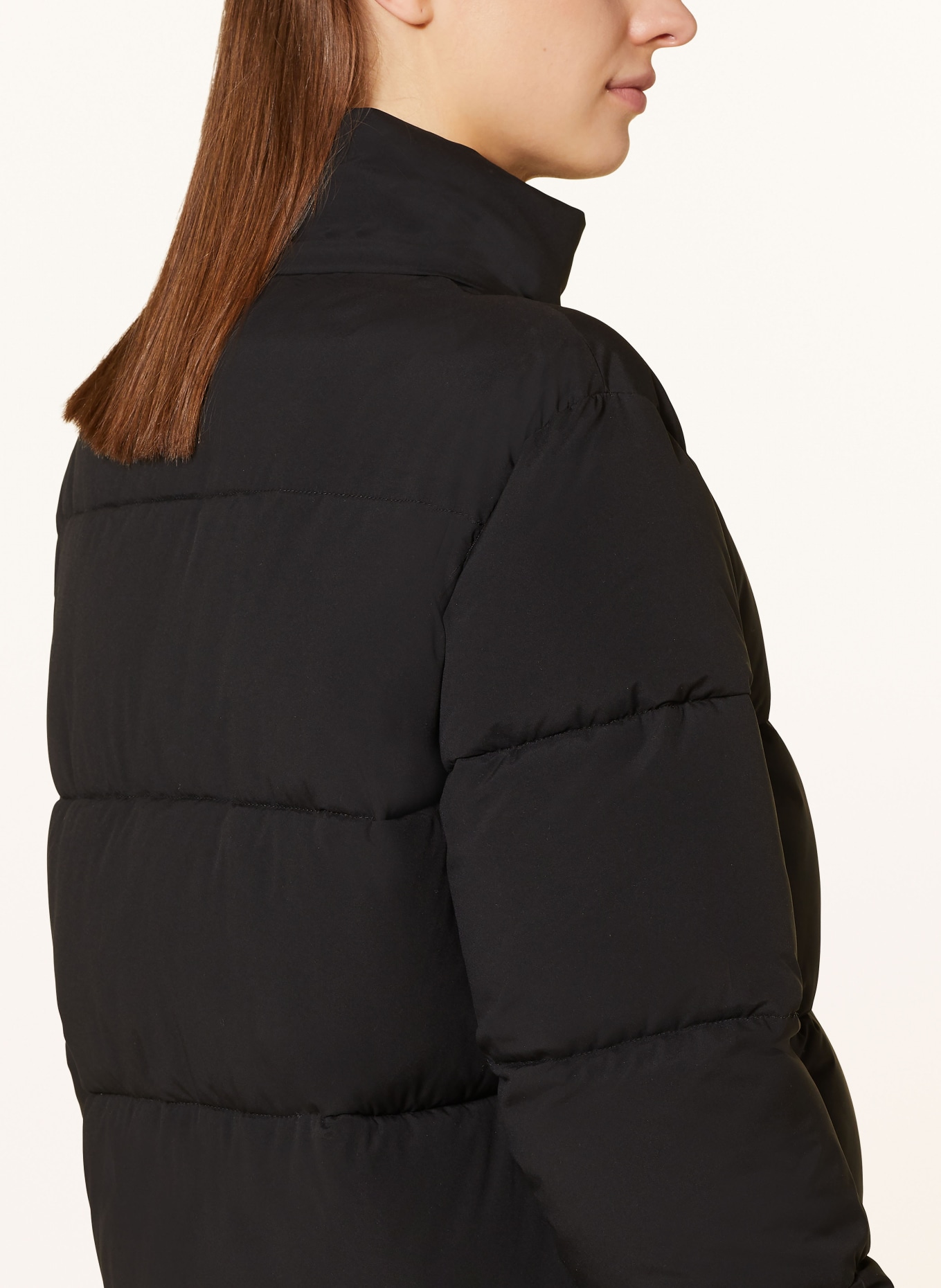 GUESS JEANS Quilted coat with removable hood: BLACK