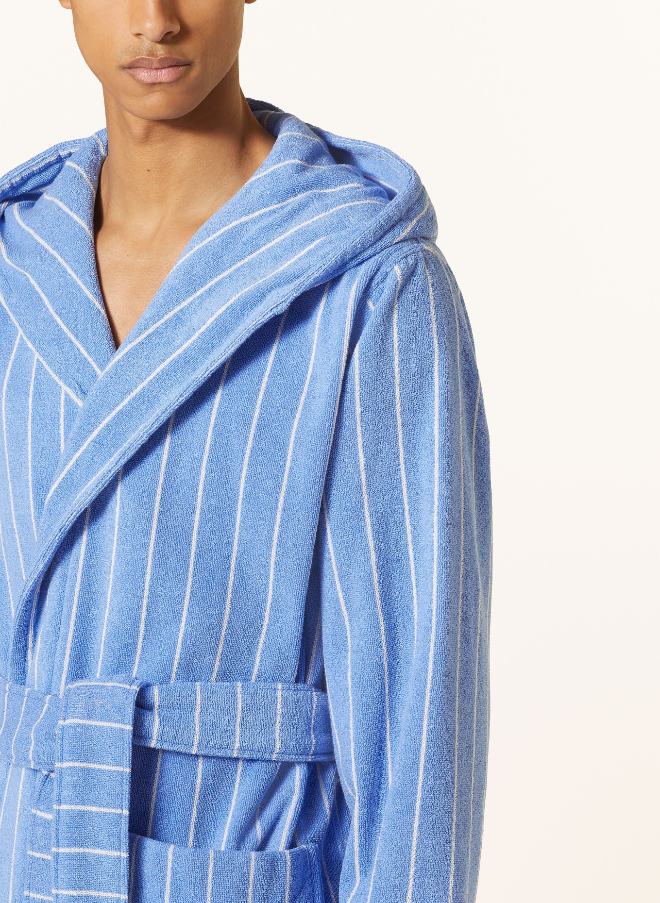 TEKLA Unisex bathrobe MARSEILLE with hood, Color: LIGHT BLUE/ WHITE (Image 5)