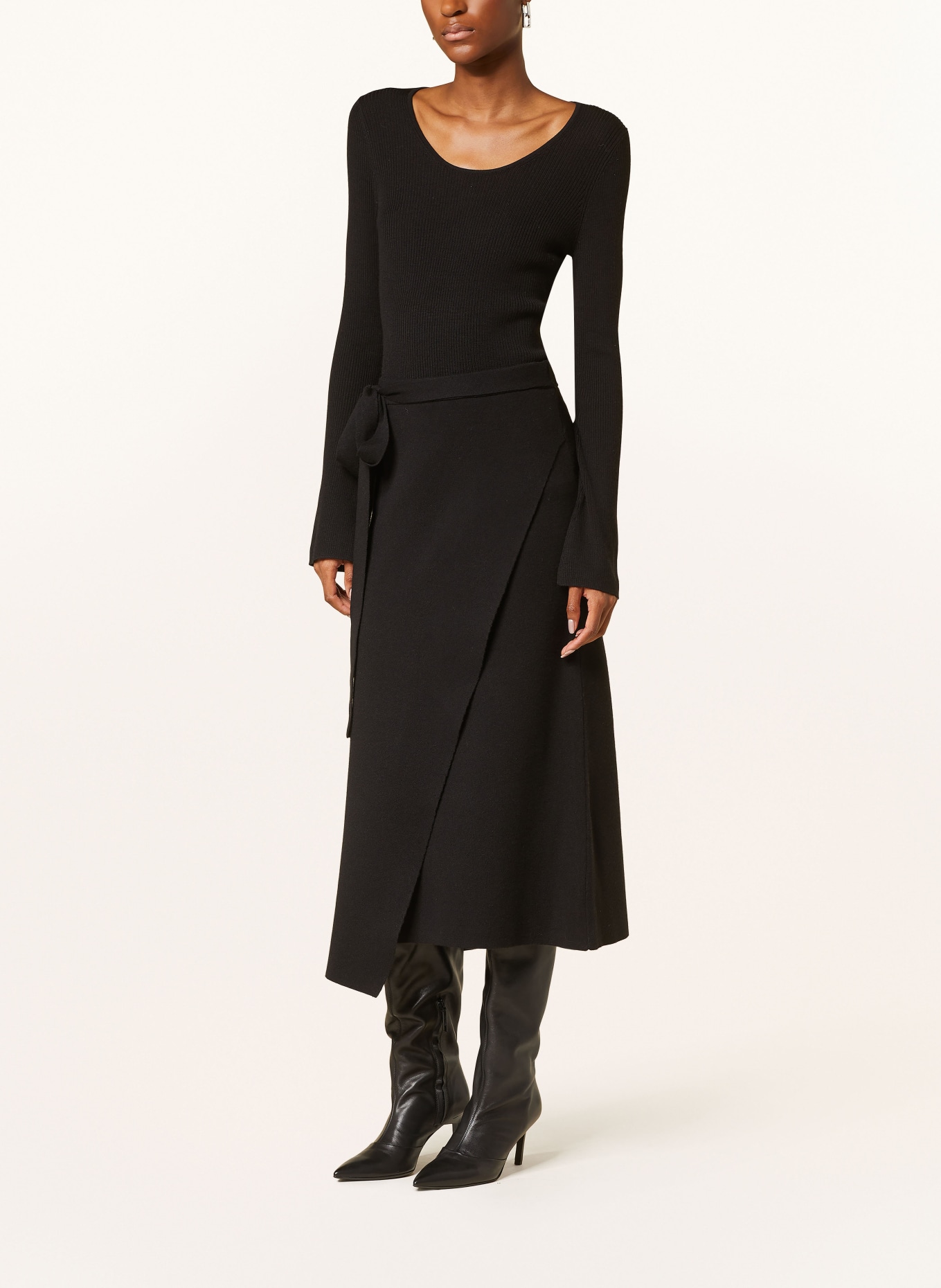 MSCH COPENHAGEN Spódnica z dzianiny MSCHKARITTE EAST w stylu kopertowym, Kolor: CZARNY (Obrazek 2)