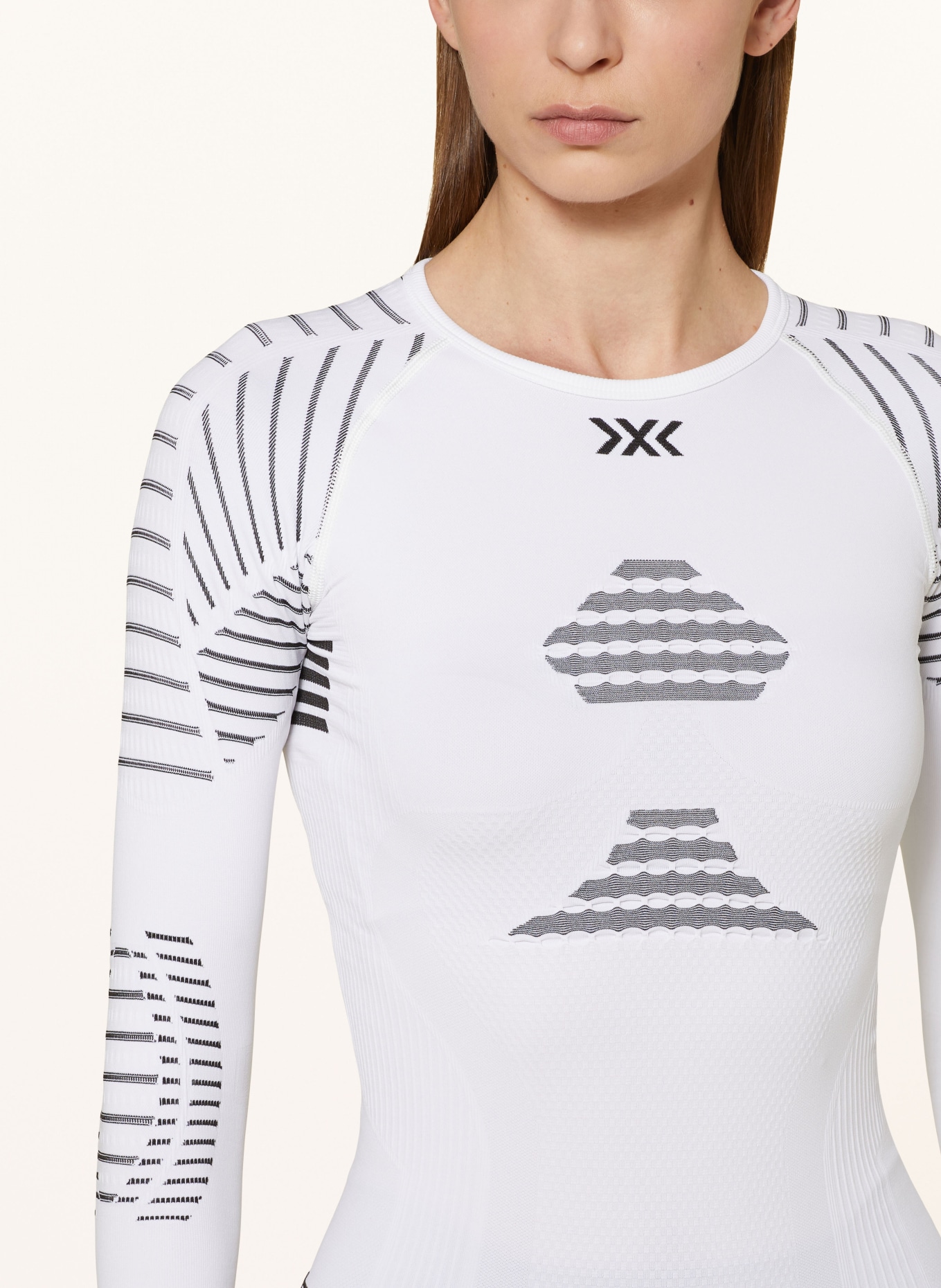 X-BIONIC Funktionswäsche-Shirt X-BIONIC® INVENT 4.0, Farbe: WEISS/ SCHWARZ (Bild 4)