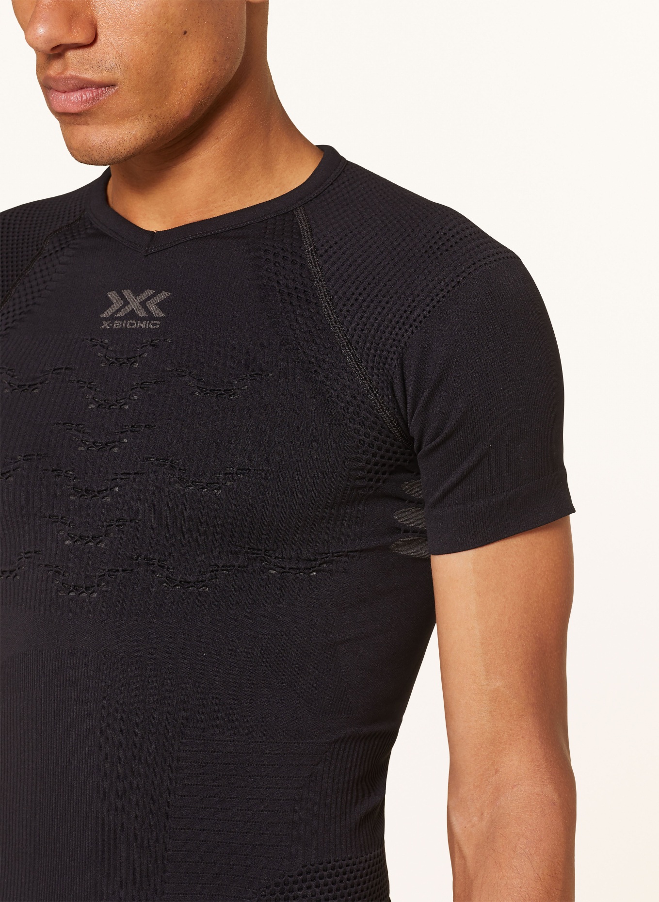 X-BIONIC Functional underwear shirt X-PLORER ENERGIZER 4.0, Color: BLACK/ DARK GRAY (Image 4)