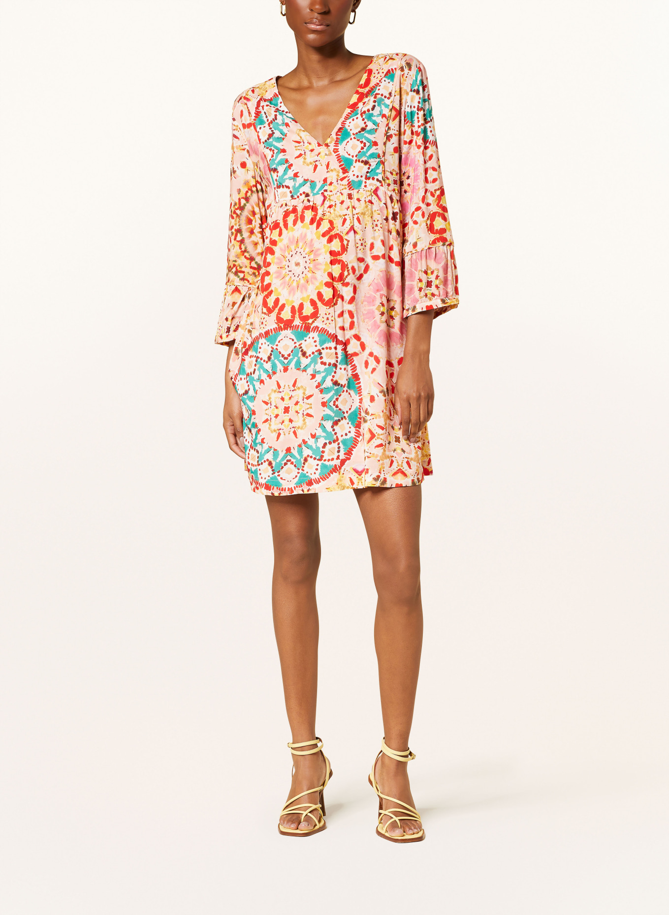 ba&sh Kleid LORENZA mit 3/4-Arm, Farbe: ROSA/ PETROL/ DUNKELROT (Bild 2)