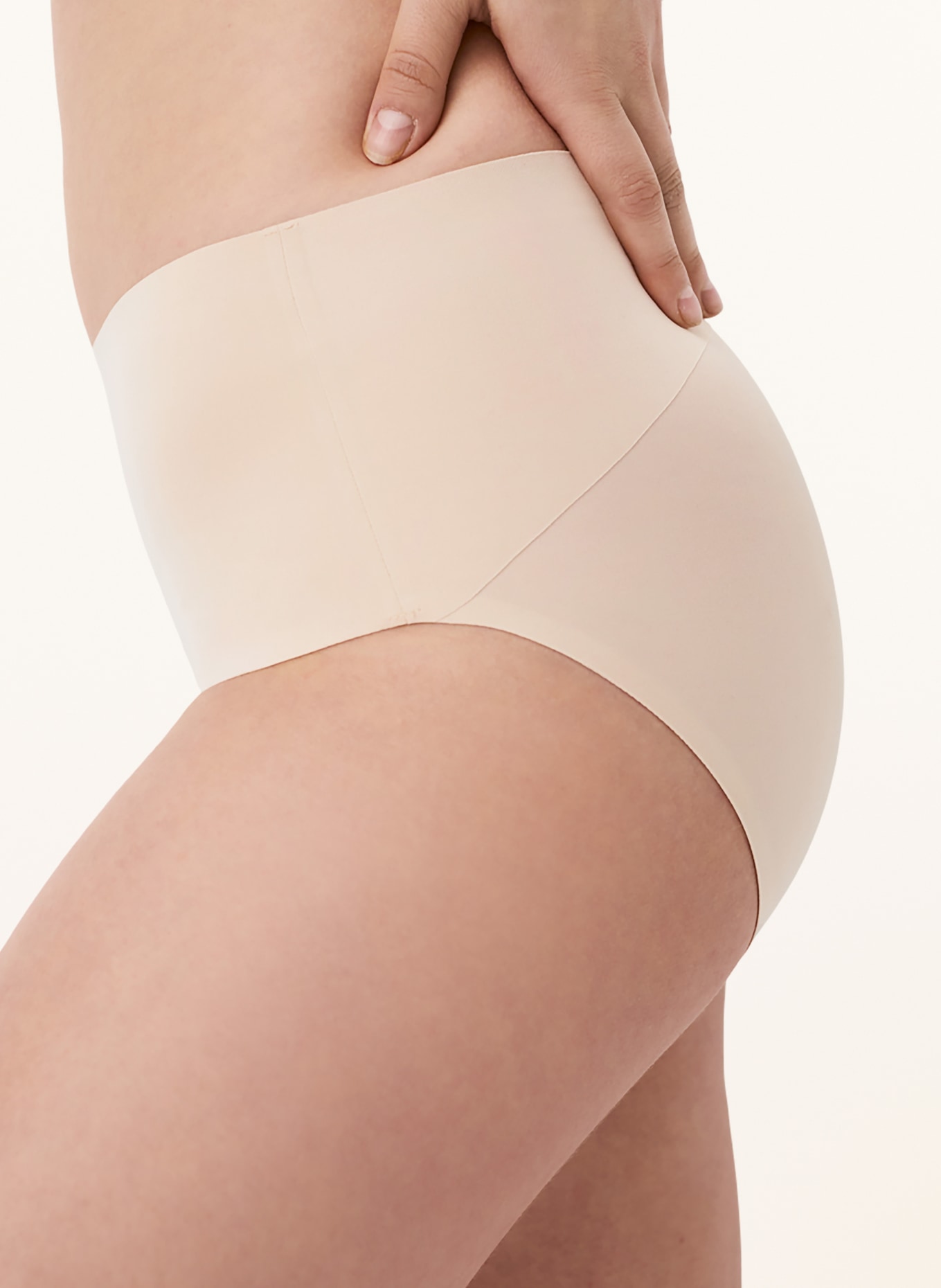 SPANX Tvarující kalhotky panty UNDIE-TECTABLE, Barva: NUDE (Obrázek 4)