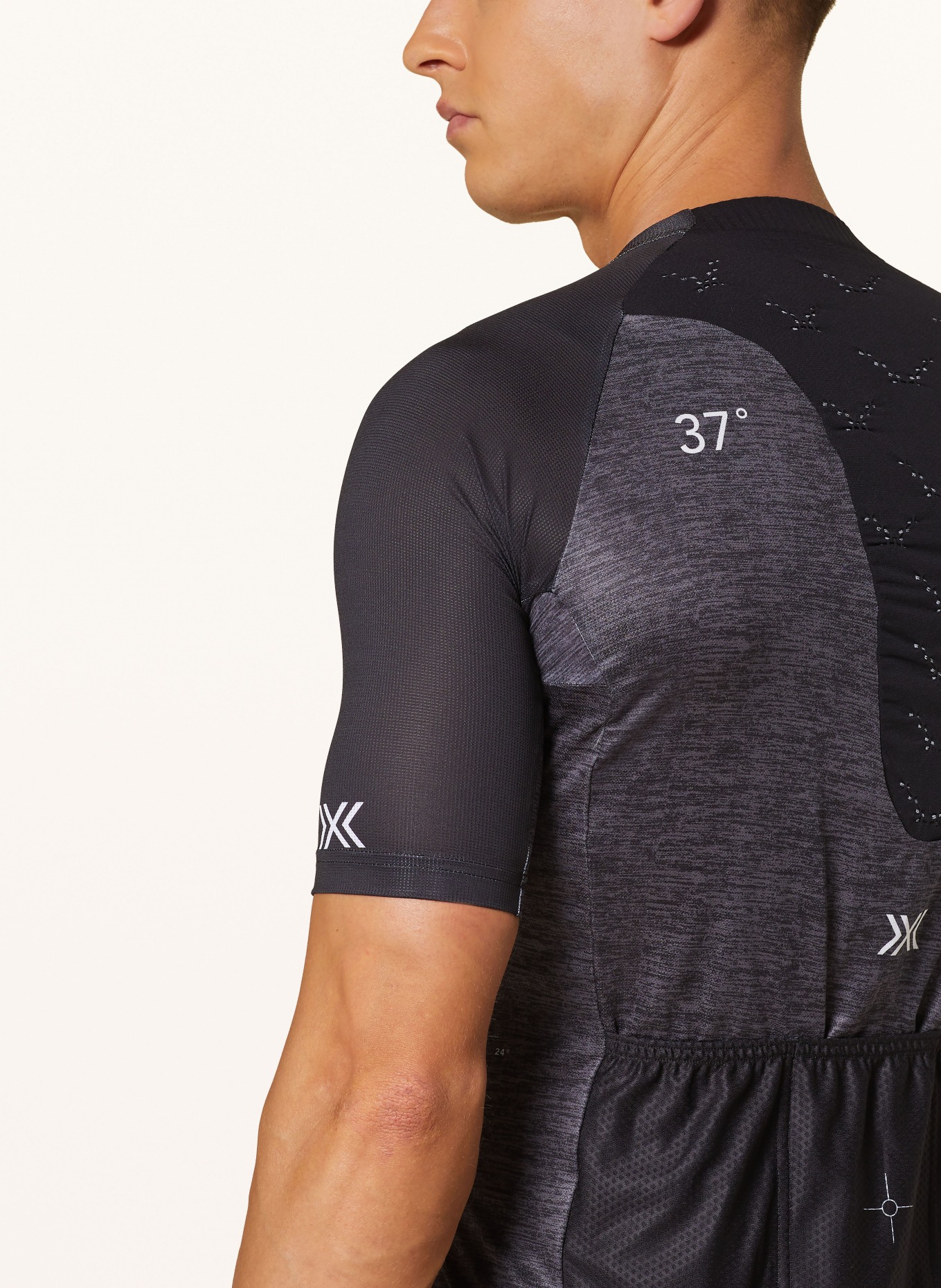 X-BIONIC Cycling jersey COREFUSION ENDURANCE with merino wool, Color: BLACK/ DARK GRAY (Image 4)