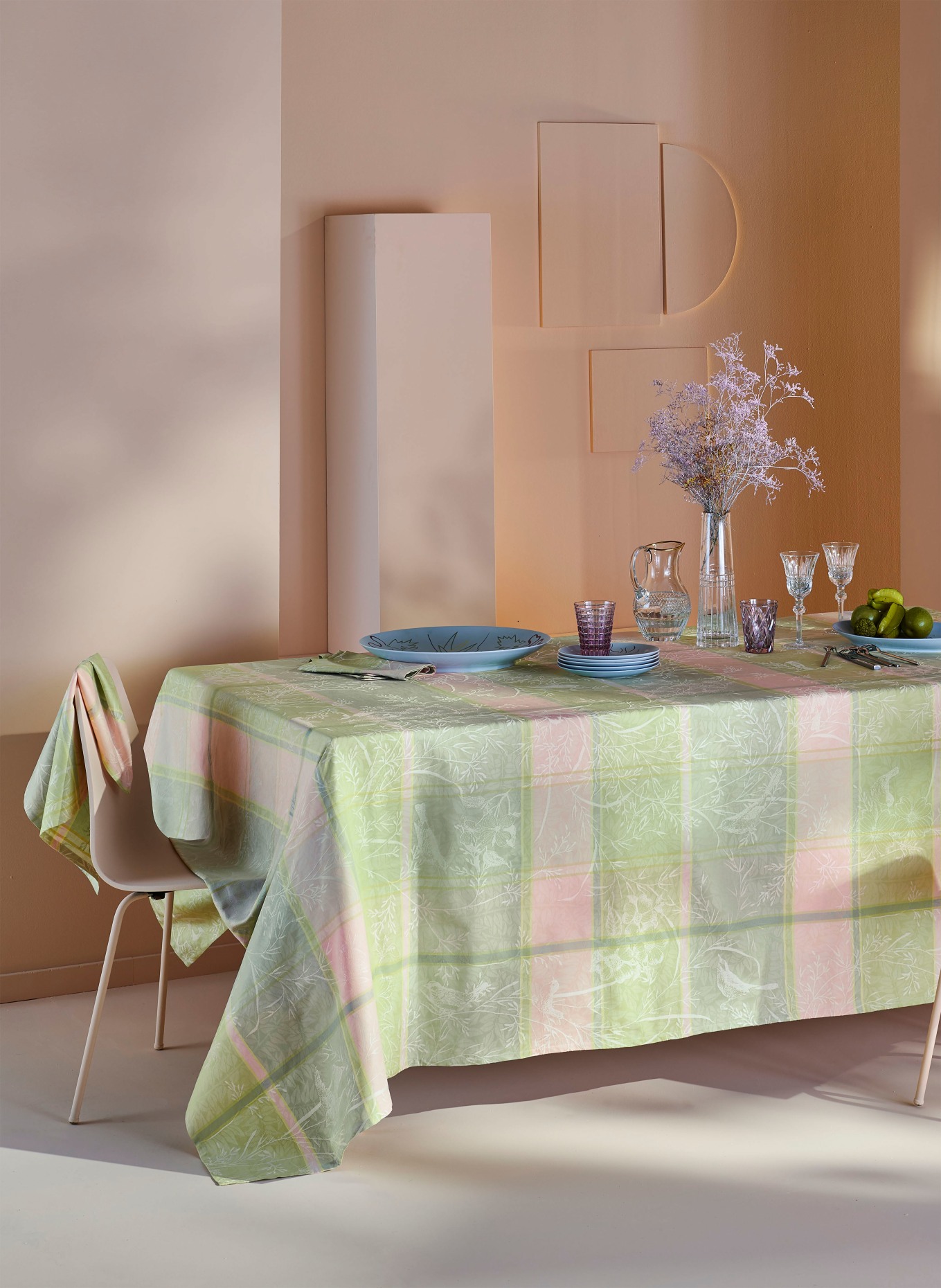 GARNIER-THIEBAUT Table cloth MILLE PRINTEMPS, Color: LIGHT GREEN/ LIGHT PINK/ YELLOW (Image 3)