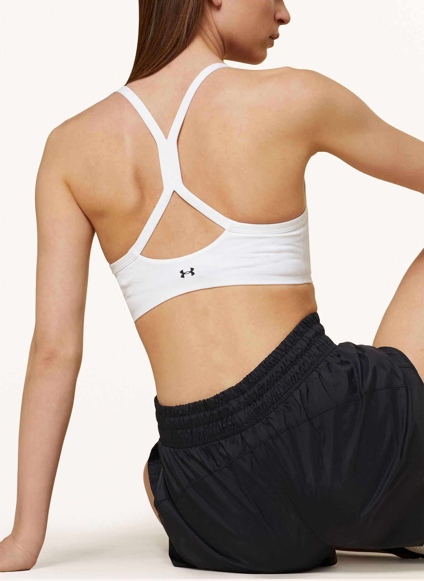 UNDER ARMOUR Sports bra UA MOTION: WHITE