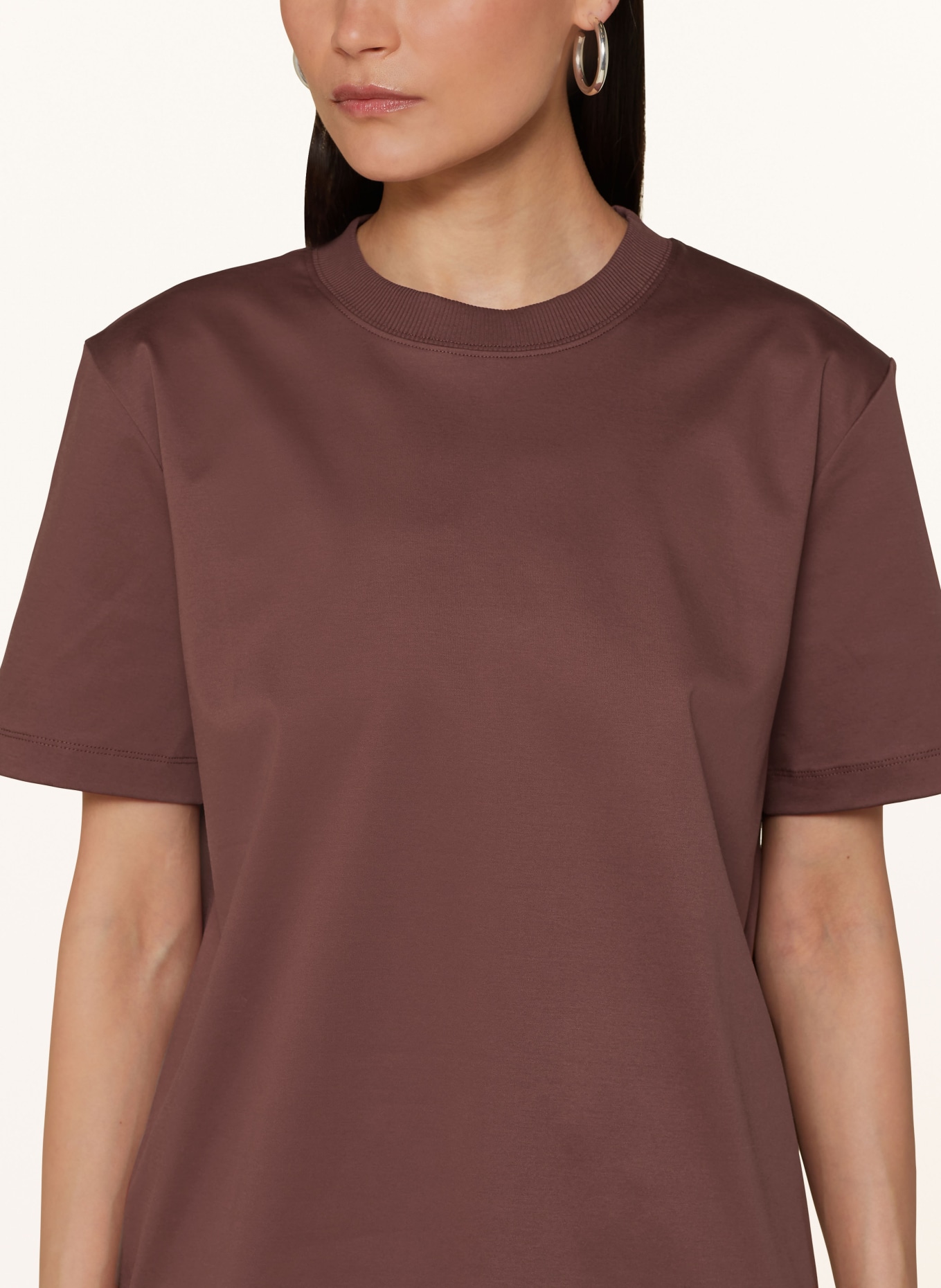 VIKTORIA LOUISE T-shirt THE NEWPORT, Color: DARK BROWN (Image 4)