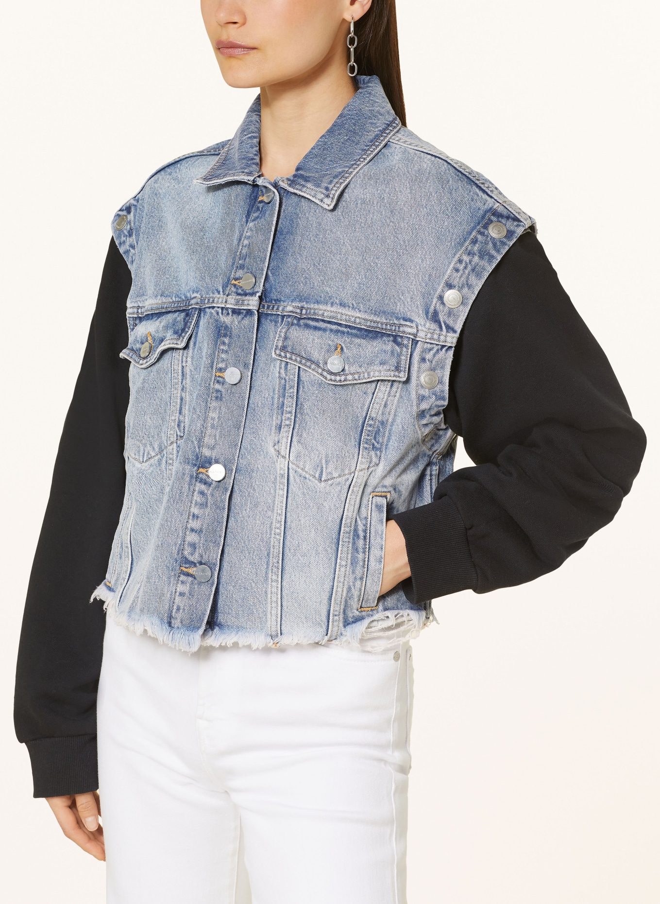 ALLSAINTS Denim jacket CHLO with detachable sleeves, Color: LIGHT BLUE/ DARK BLUE (Image 5)