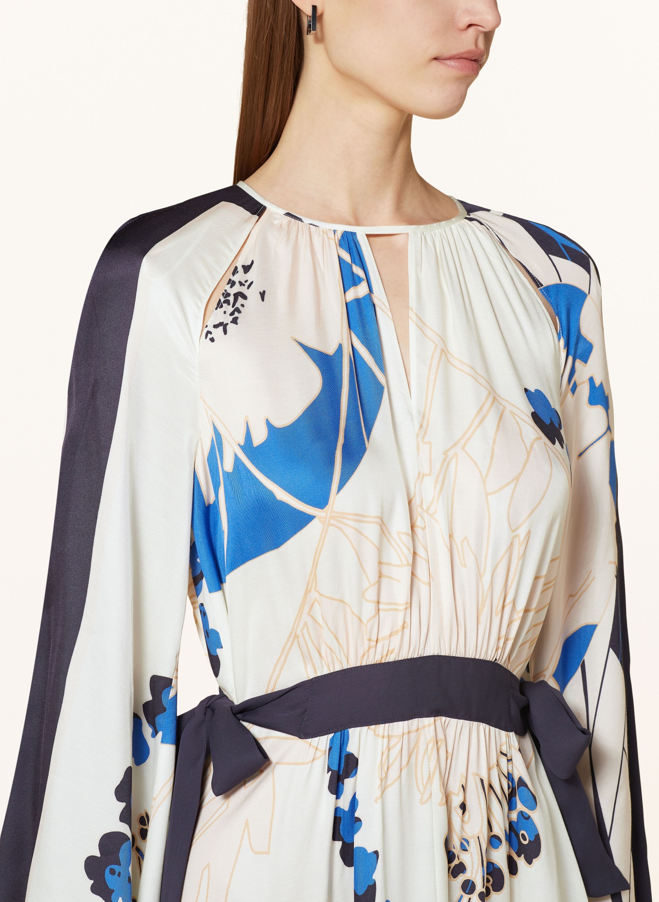 REISS Dress SASHA in mixed materials with cut-outs, Color: CREAM/ DARK BLUE/ BLUE (Image 4)
