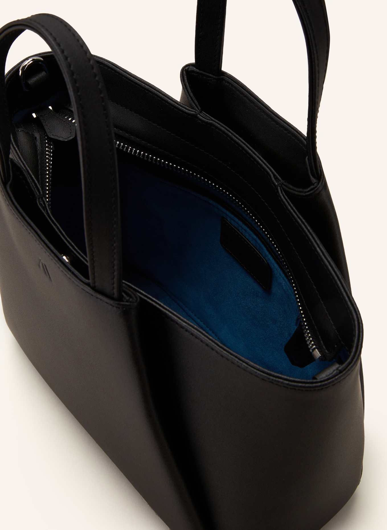 KAAI Handbag PYRAMID MINI, Color: BLACK (Image 3)