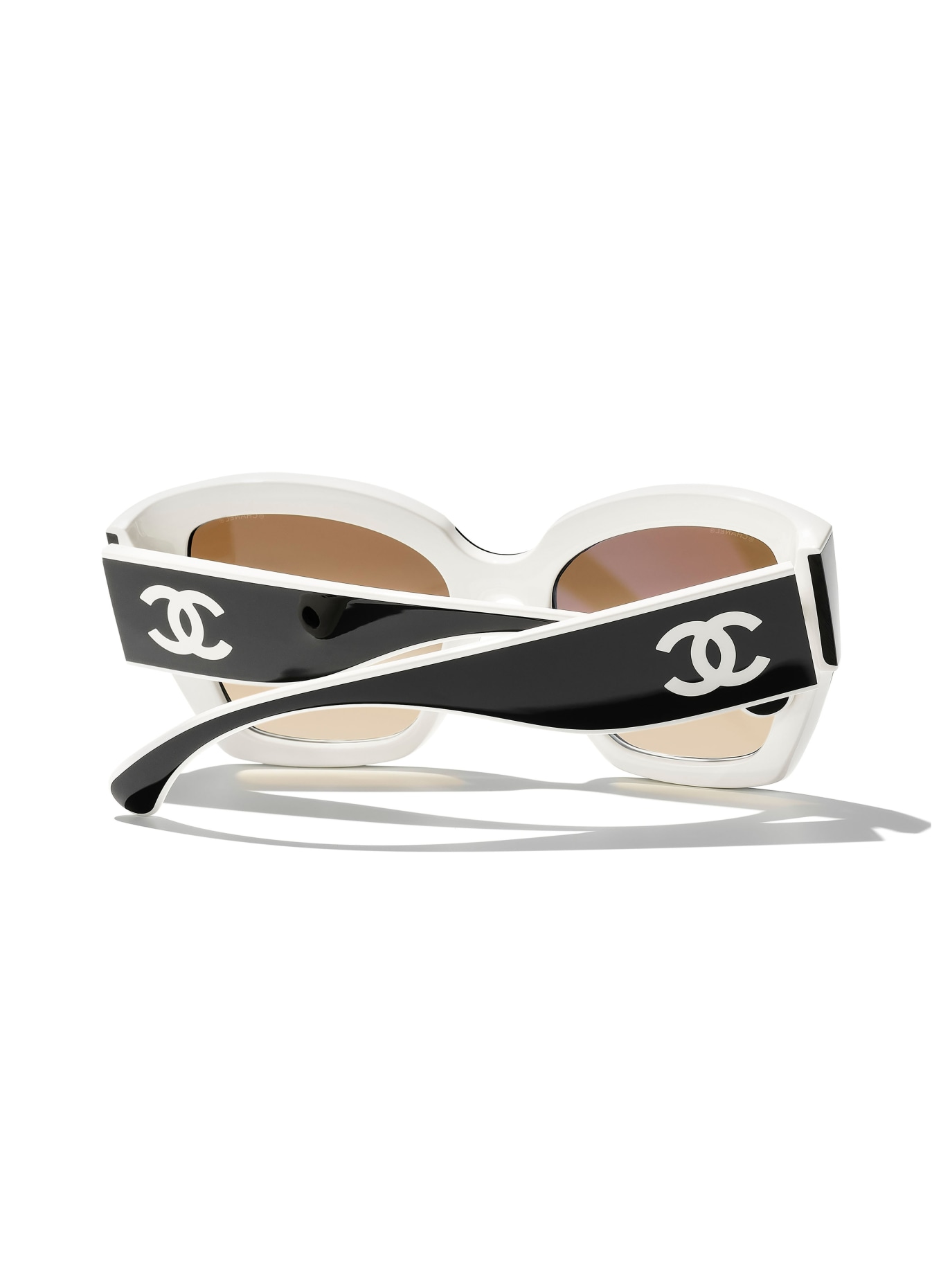 CHANEL Schmetterlingsförmige Sonnenbrille: 165651 - SCHWARZ/ BRAUN VERLAUF