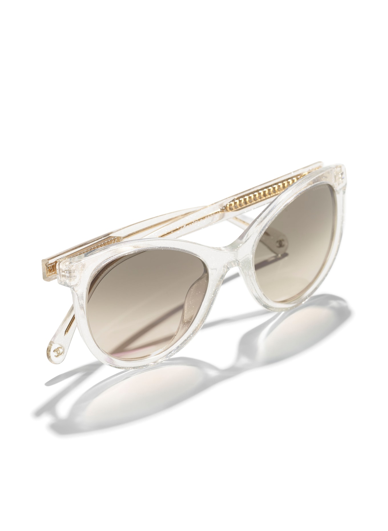 CHANEL Butterfly style sunglasses, Color: 175532 - TRANSPARENT/ GRAY GRADIENT (Image 4)