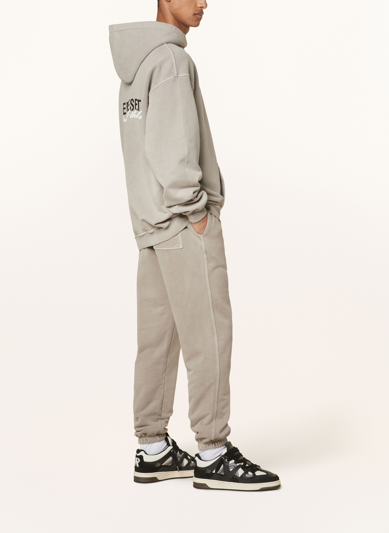 REPRESENT Sweatpants PATRON OF THE CLUB, Color: TAUPE (Image 4)