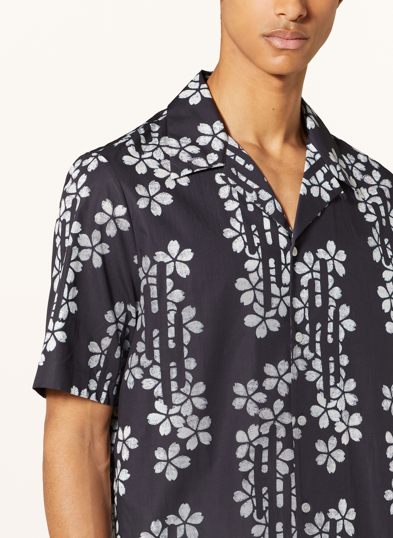 COS Resort shirt relaxed fit, Color: BLACK/ WHITE (Image 4)