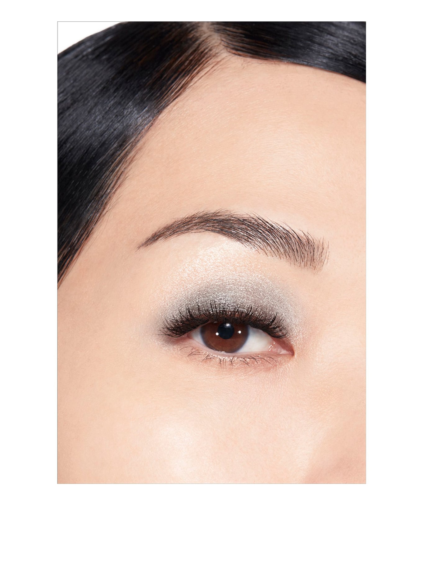 CHANEL OMBRE ESSENTIELLE: 230 GRIS PARIS