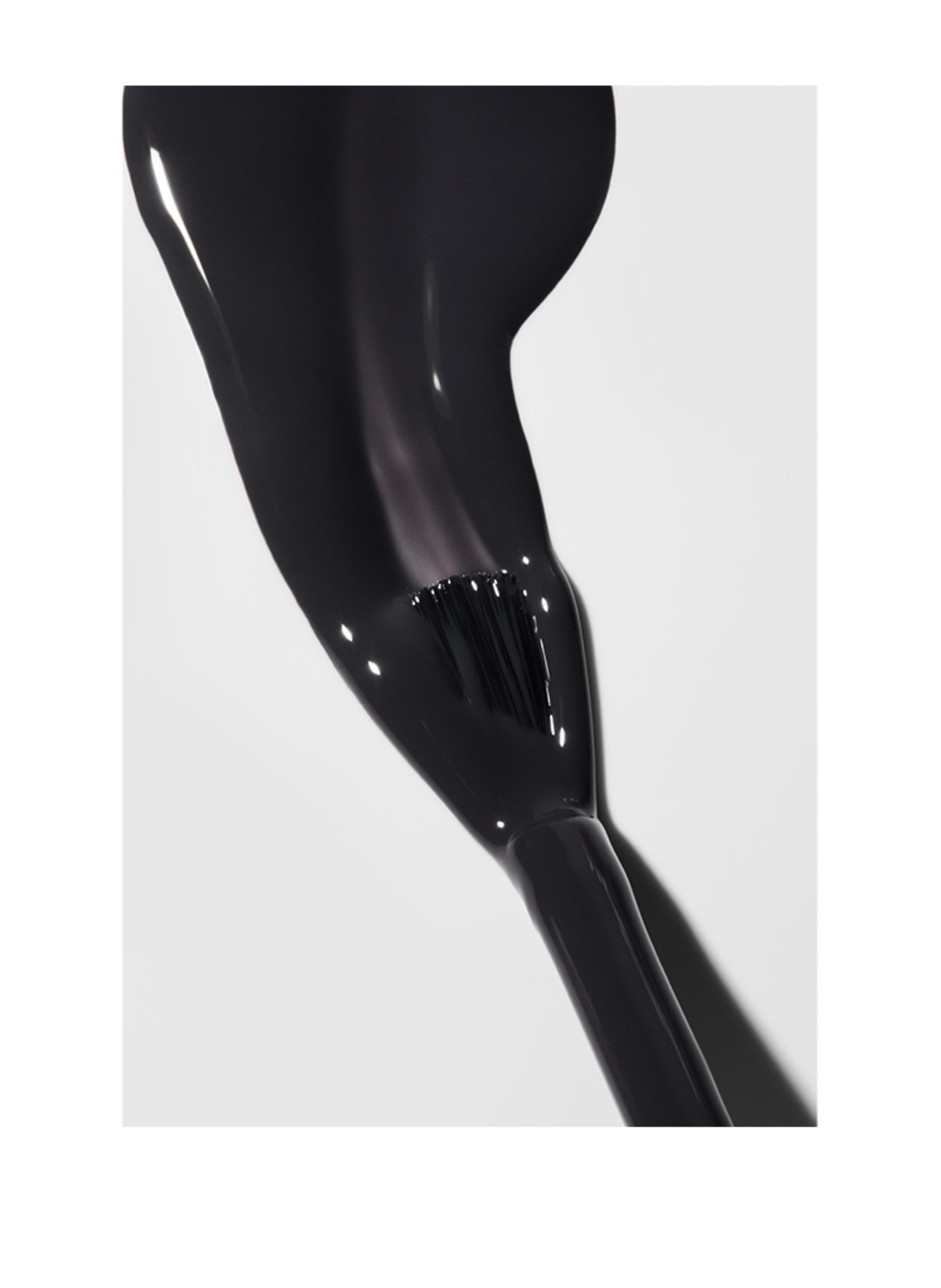 gitti PLANT-BASED VEGAN NAIL COLOUR: NO. 184 - MIDNIGHT GREY