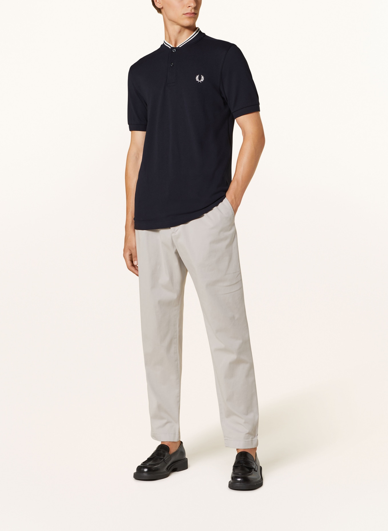 FRED PERRY Polokošile z piké M4526, Barva: TMAVĚ MODRÁ (Obrázek 2)