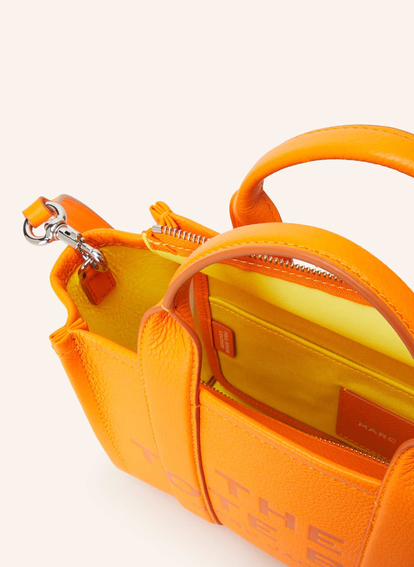 MARC JACOBS Shopper THE SMALL TOTE BAG LEATHER: ORANŽOVÁ