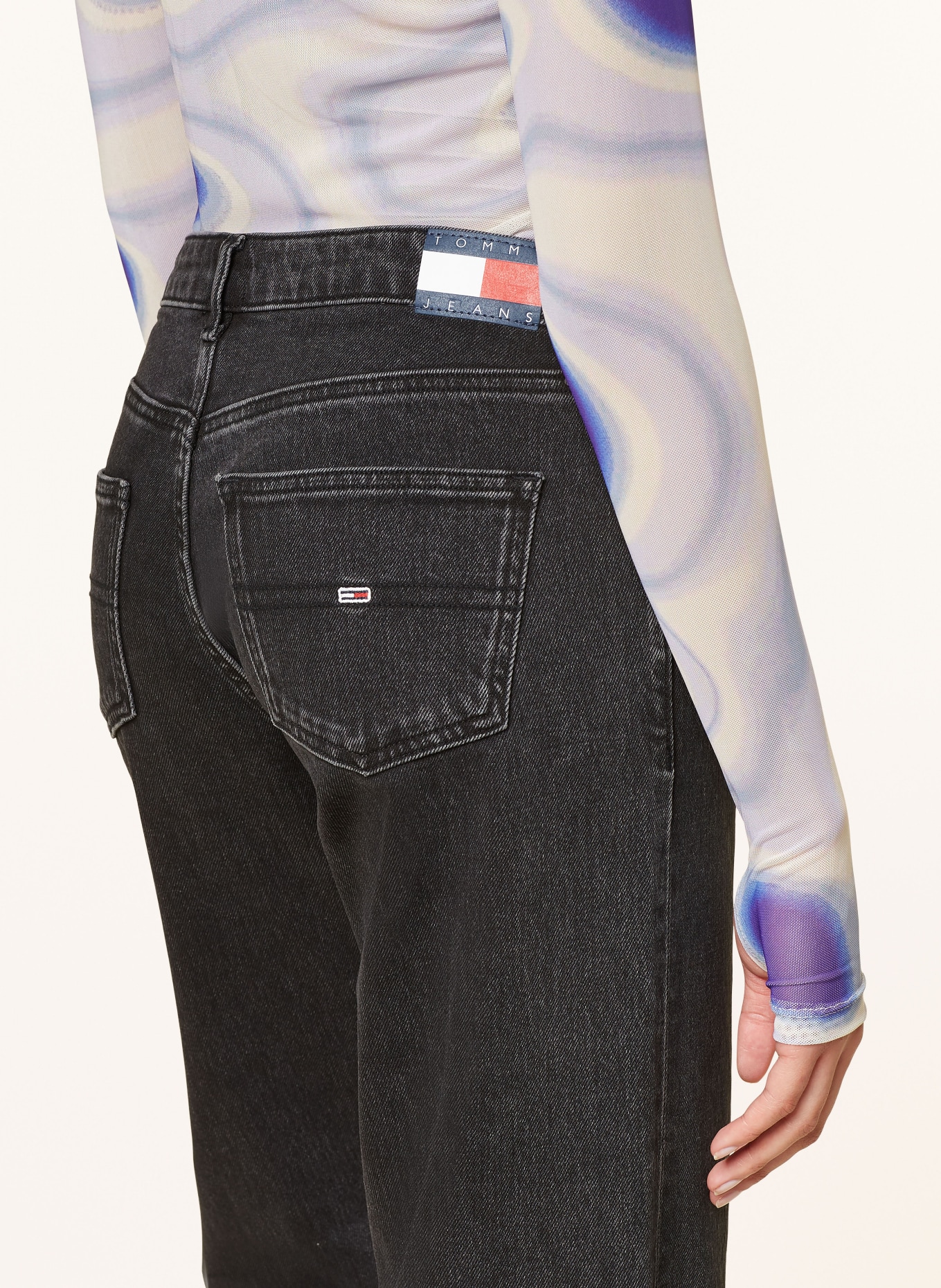TOMMY JEANS Straight Jeans SOPHIE, Farbe: 1BZ Denim Black (Bild 5)