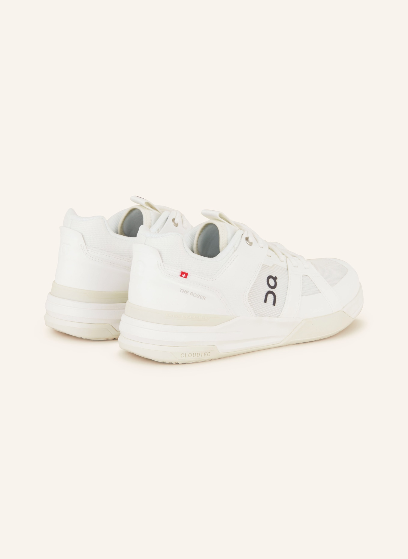 On Tennis shoes THE ROGER CLUBHOUSE PRO, Color: WHITE (Image 2)