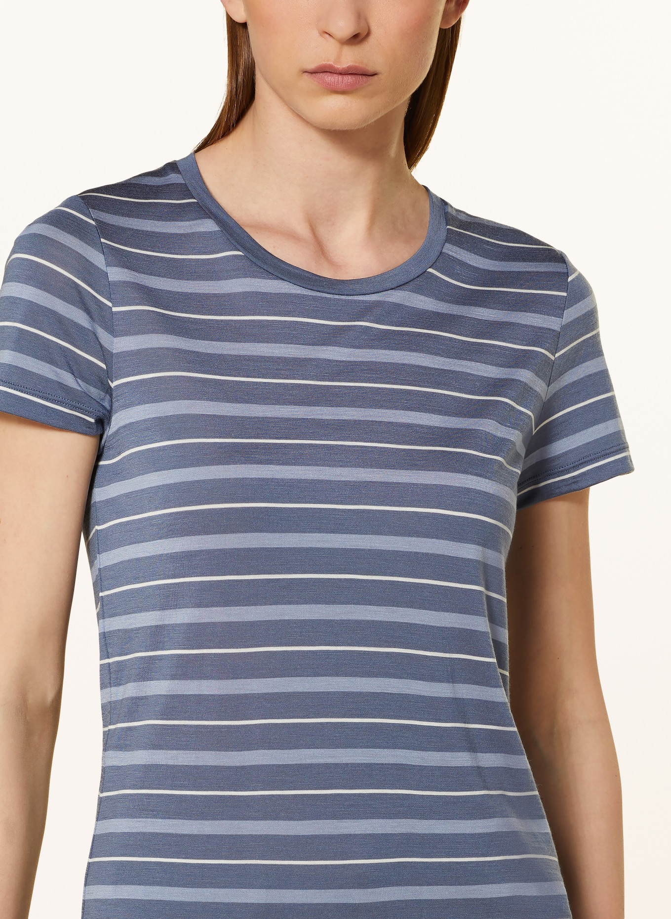 icebreaker T-shirt WAVE, Color: DARK BLUE/ WHITE/ LIGHT PURPLE (Image 4)