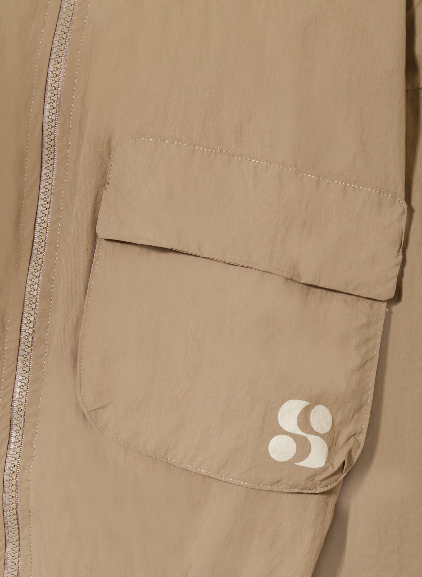 SOFIE SCHNOOR Fieldjacket mit abnehmbarer Kapuze: BEIGE