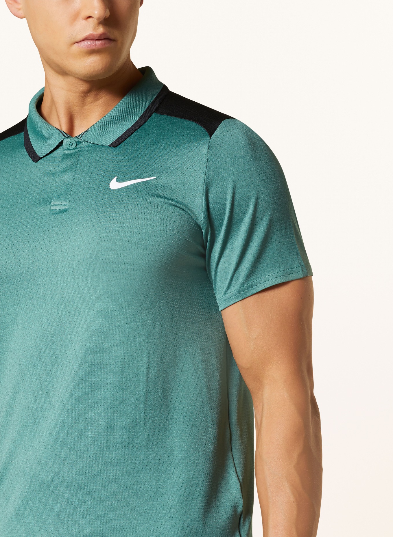 Nike Funktions-Poloshirt COURT ADVANTAGE, Farbe: GRÜN/ SCHWARZ (Bild 4)