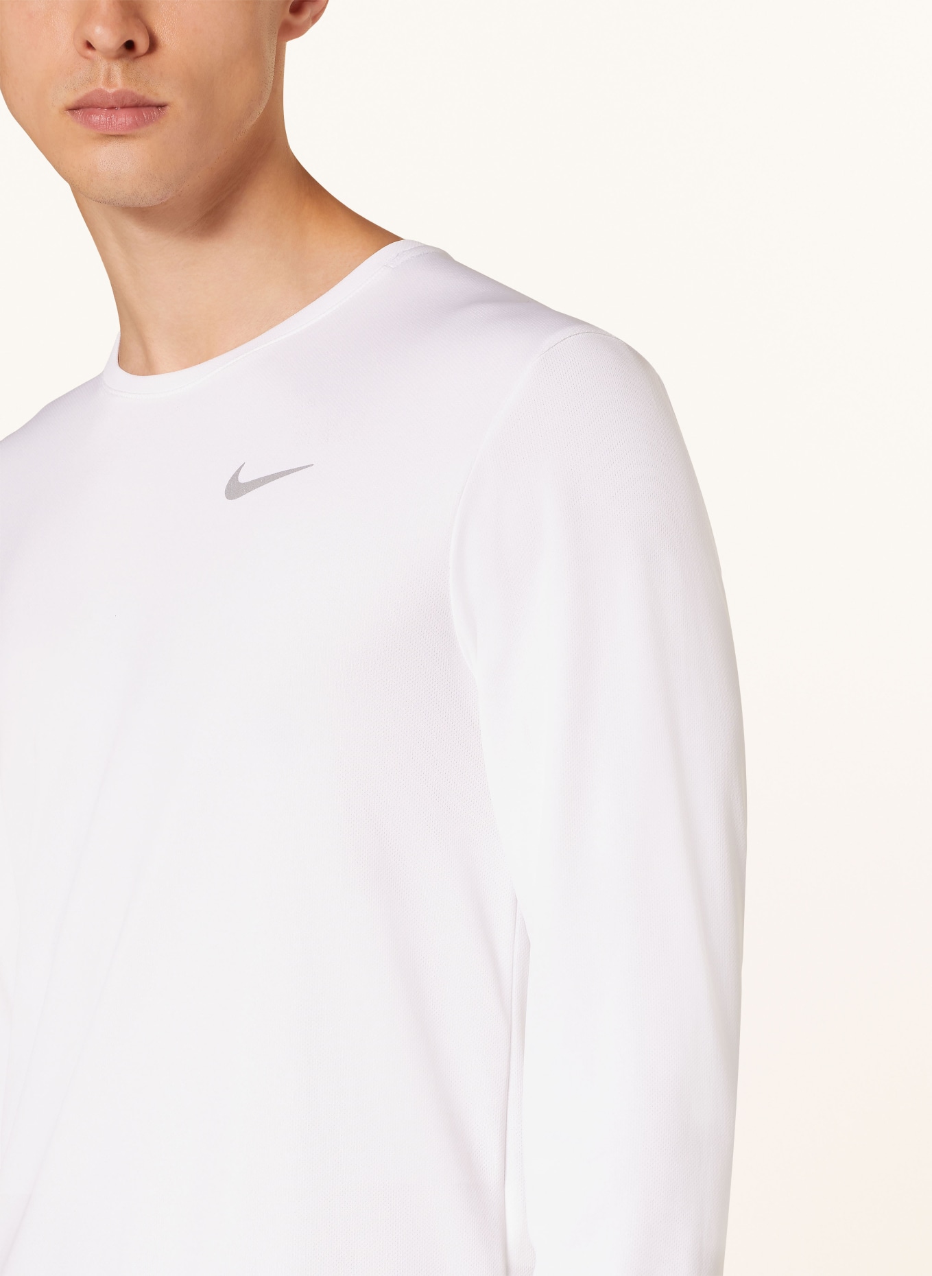 Nike white running shirt hot sale
