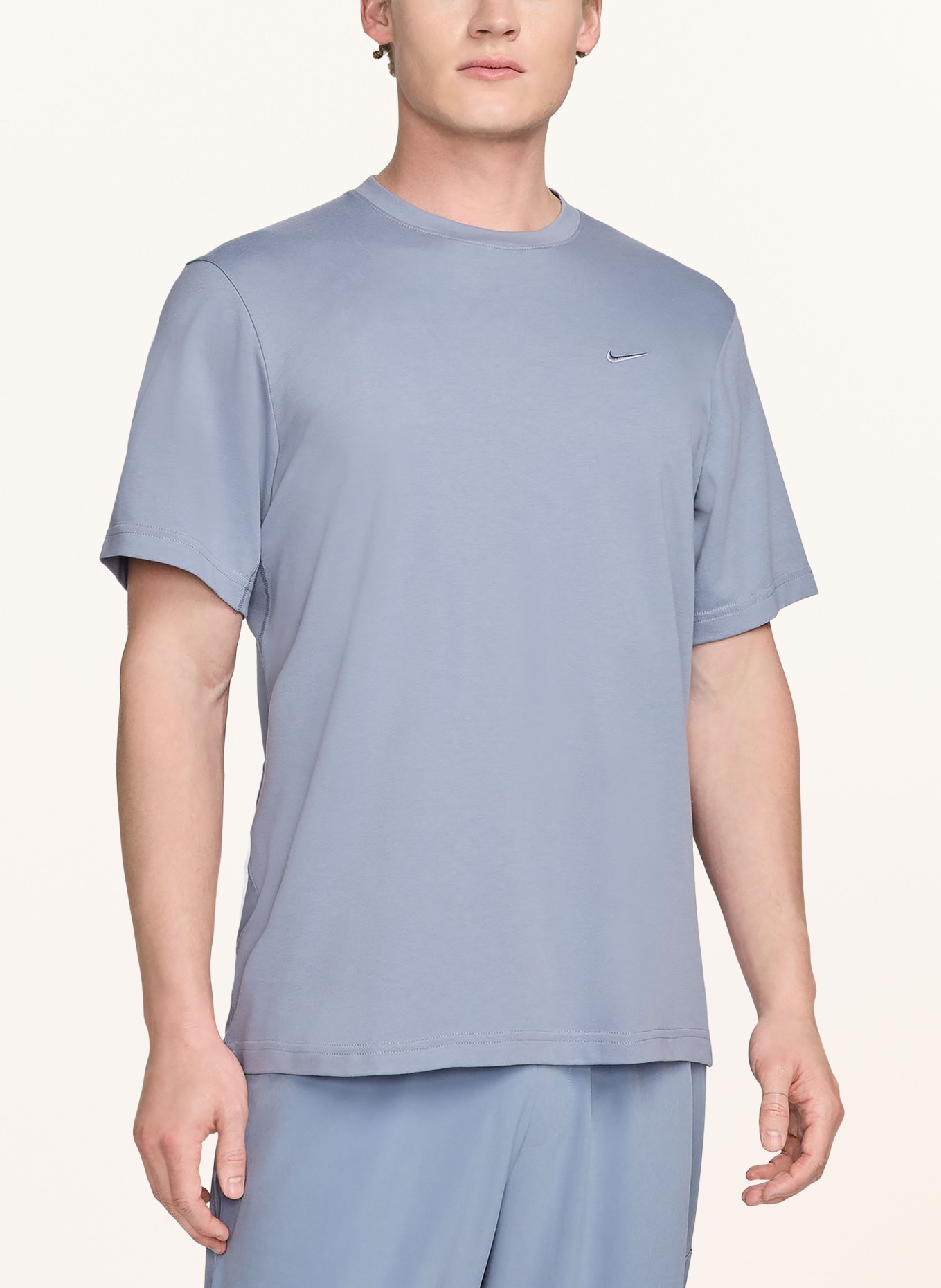 Nike T-Shirt PRIMARY, Farbe: BLAUGRAU (Bild 2)
