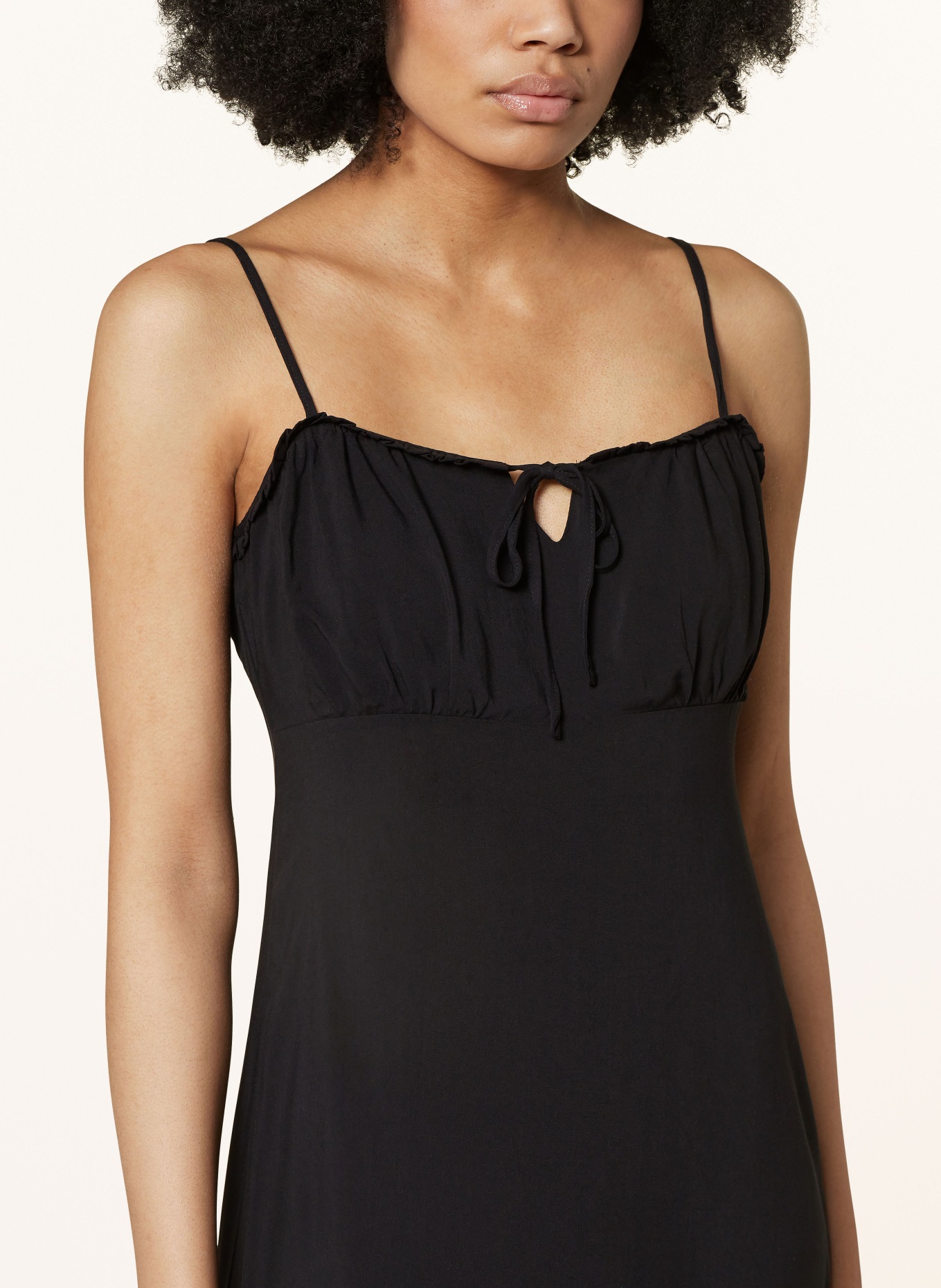 ONLY Sukienka: CZARNY