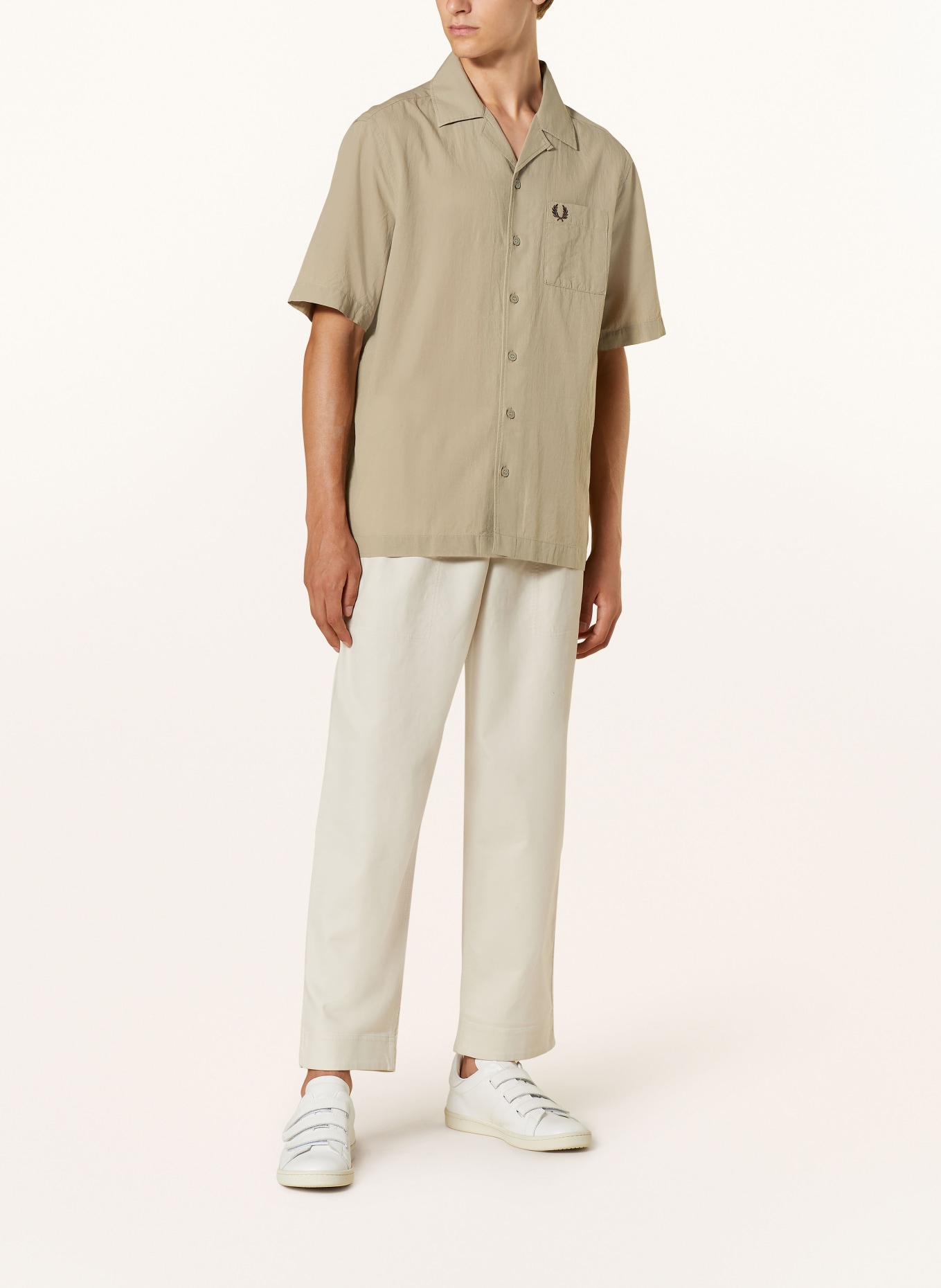 FRED PERRY Koszula z klapami comfort fit, Kolor: KHAKI (Obrazek 2)