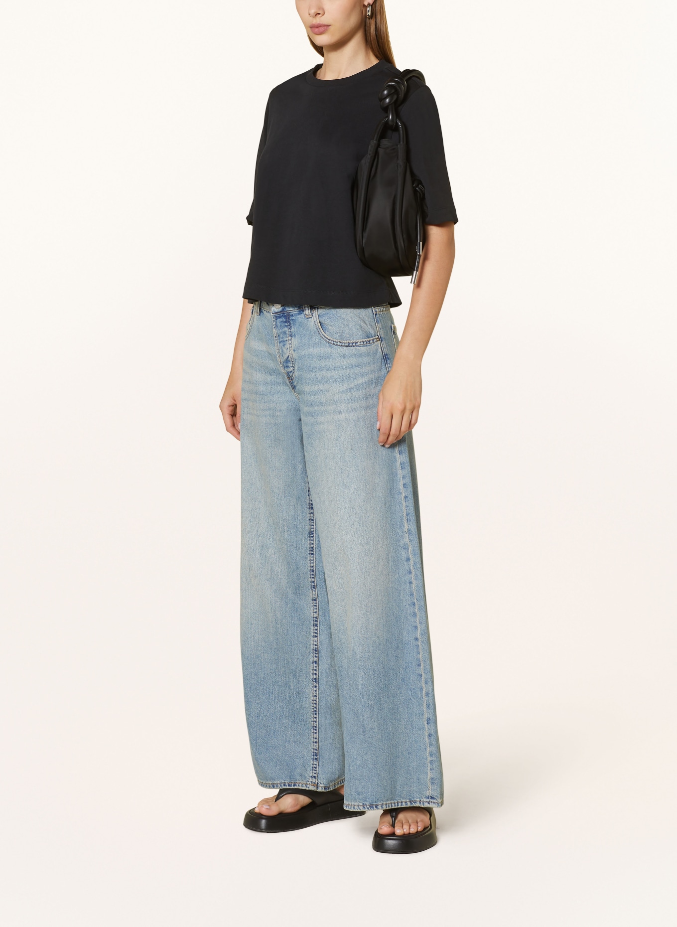 ONLY T-Shirt: SCHWARZ