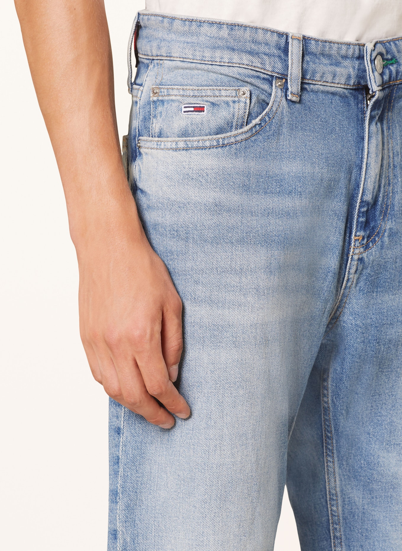 TOMMY JEANS Jeans RYAN Regular straight fit, Color: 1AA Denim Light (Image 5)