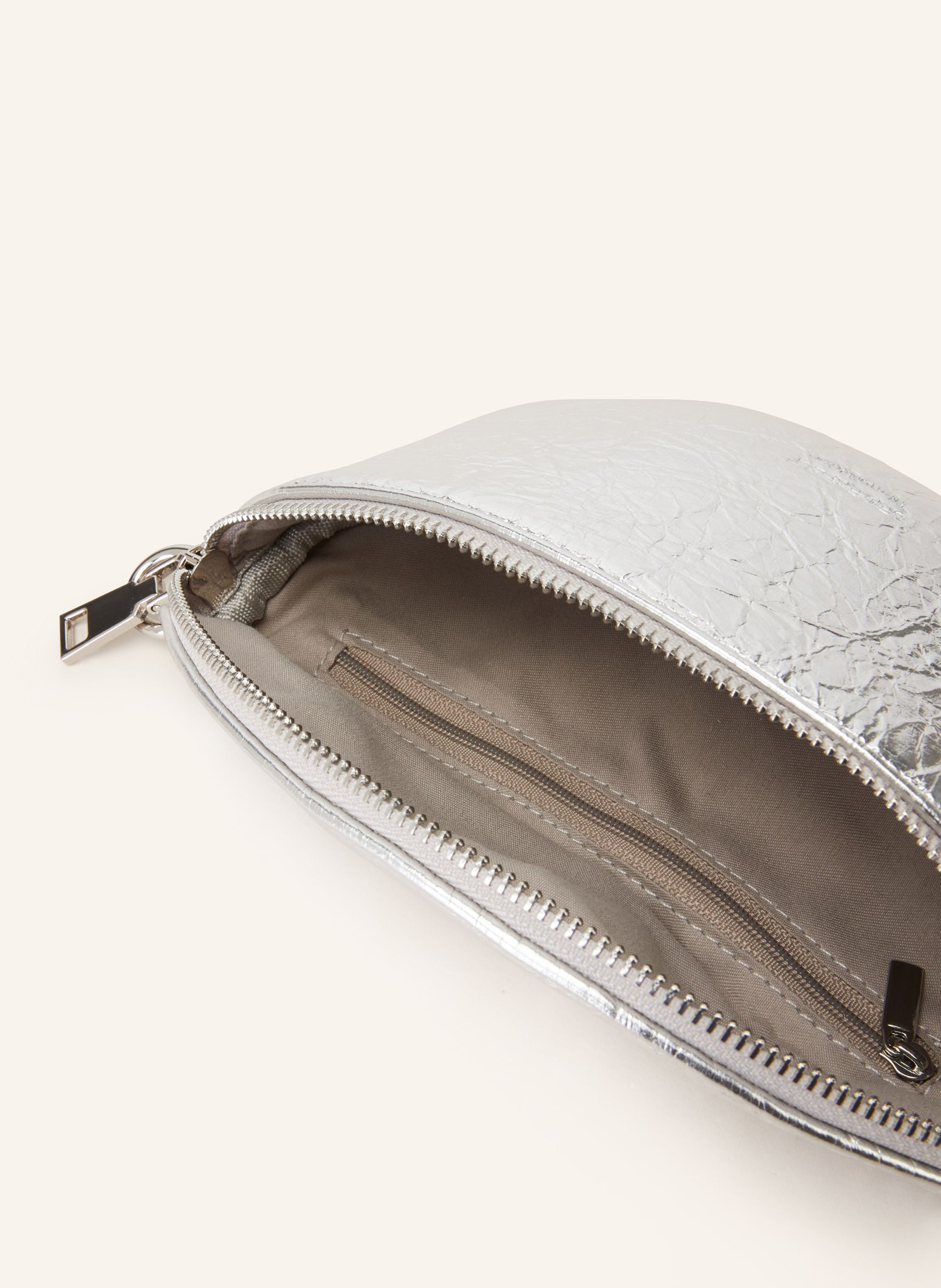 SEIDENFELT Waist bag SANDBY SMALL, Color: SILVER (Image 3)