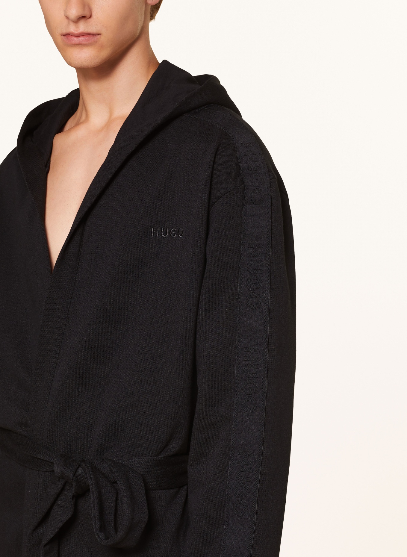 HUGO Men’s bathrobe with hood, Color: BLACK (Image 4)