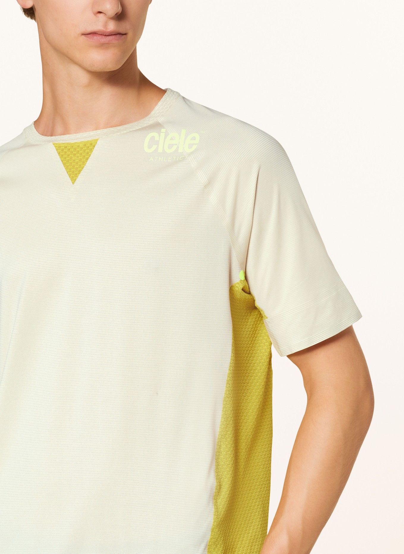 ciele athletics Running shirt ELITE, Color: CREAM/ DARK YELLOW (Image 4)