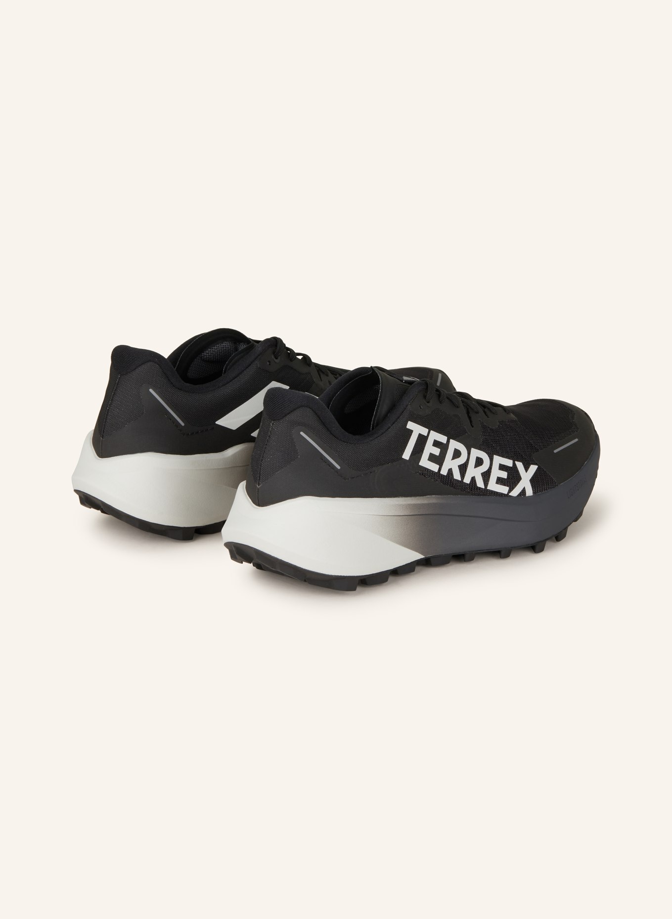 adidas TERREX Trailrunning-Schuhe TERREX AGRAVIC 3: SCHWARZ / WEISS