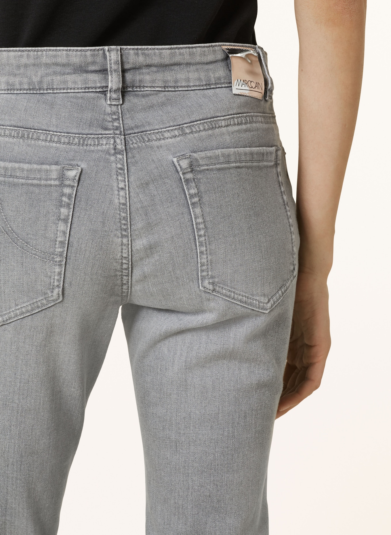 MARC CAIN Jeans SILVI mit Nieten, Feather Drape Vide Pants (Bild 6)