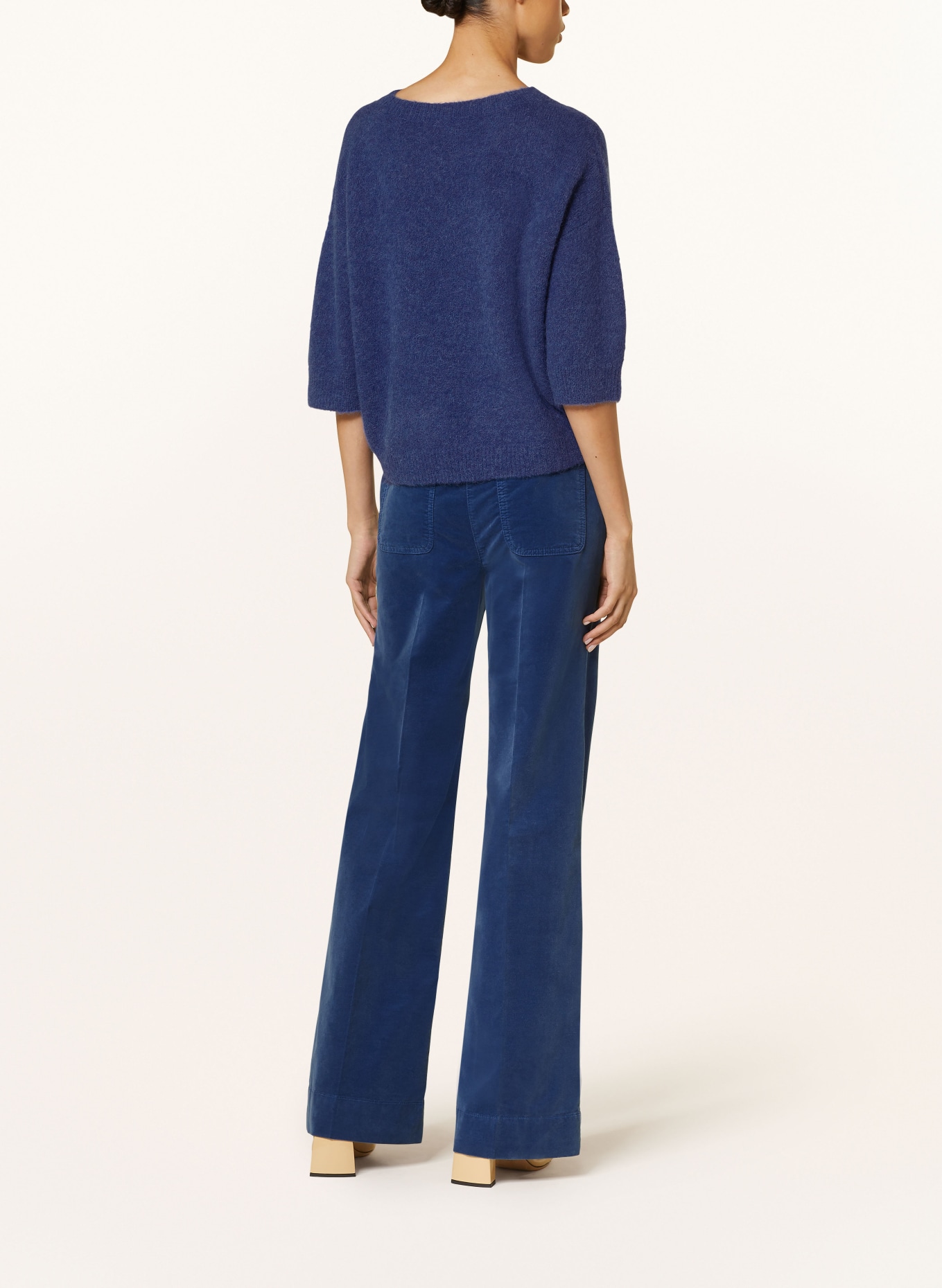 LUISA CERANO Bootcut trousers in velvet, Color: BLUE (Image 3)