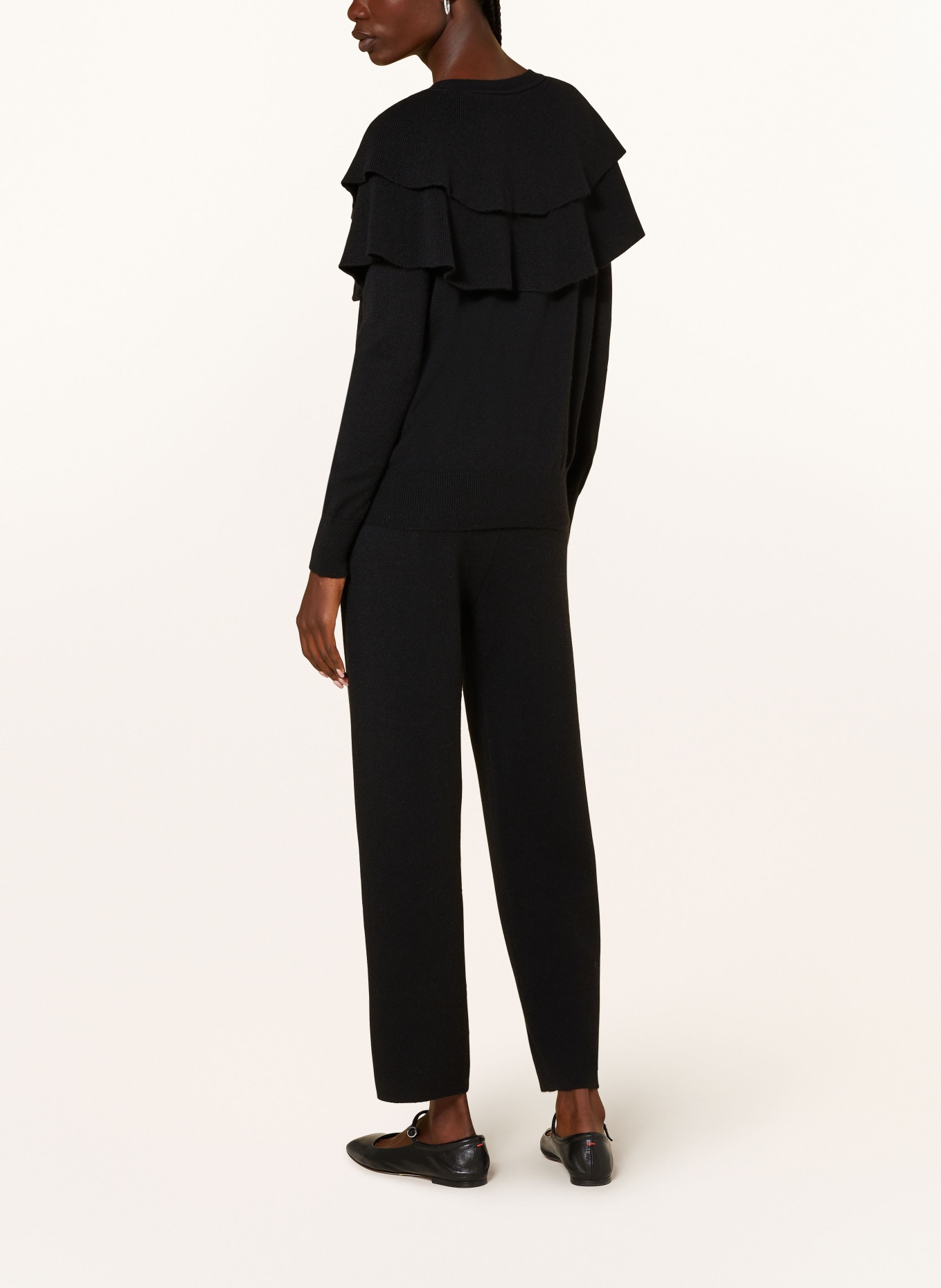 LISA YANG Cashmere sweater AUBREY with frills, Color: BLACK (Image 3)