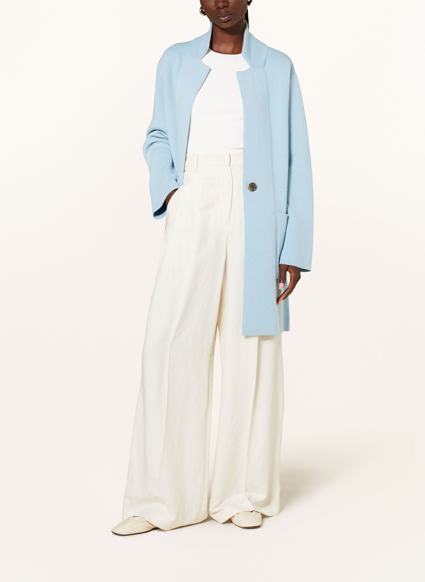 LISA YANG Cardigan ANNI made of cashmere, Color: LIGHT BLUE (Image 2)