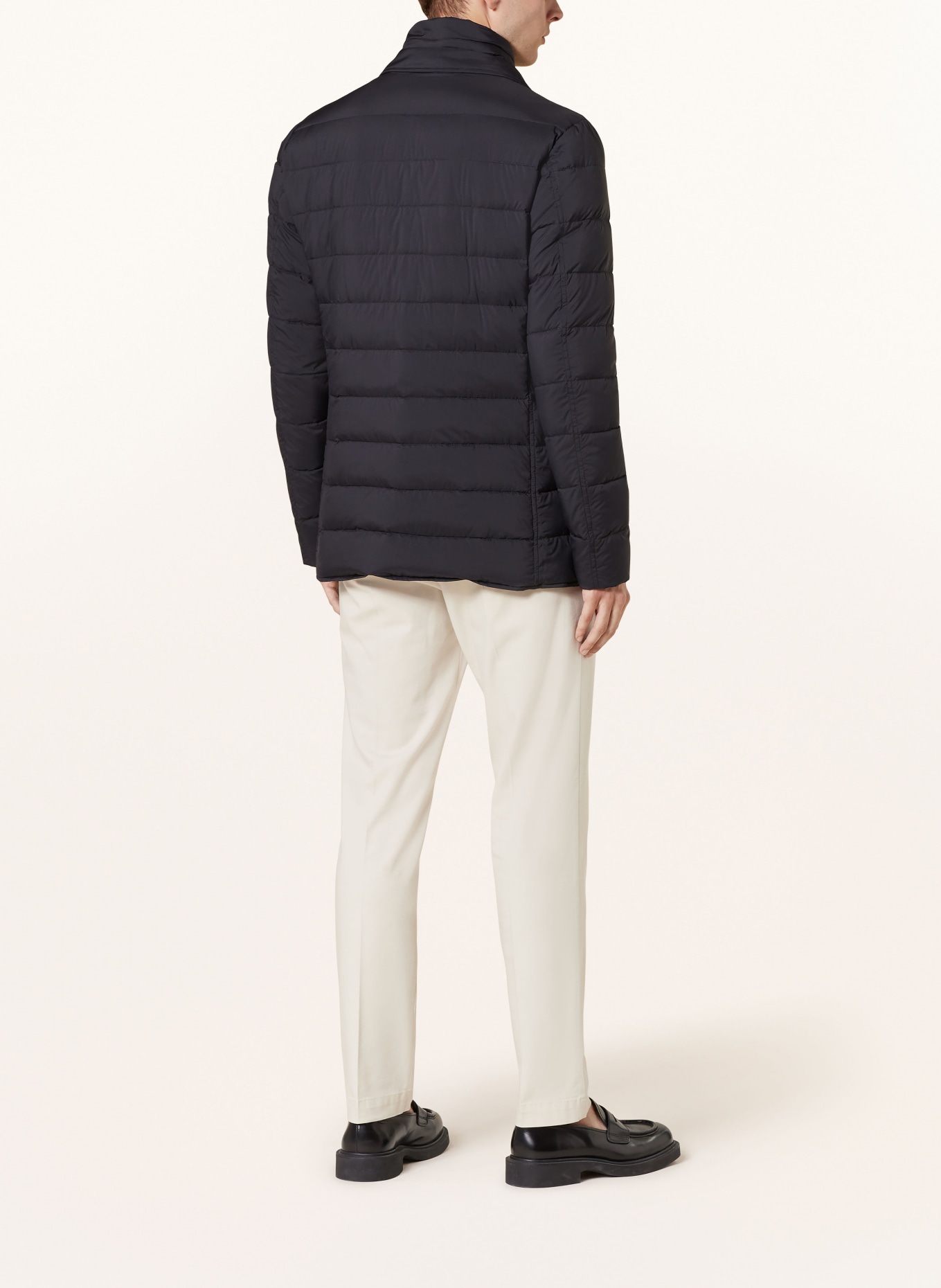 HERNO Lightweight-Daunenjacke mit herausnehmbarer Blende: SCHWARZ