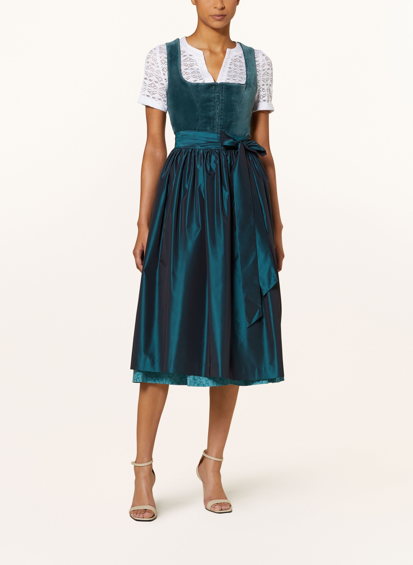 Johann & Johanna Dirndl, Farbe: PETROL (Bild 2)