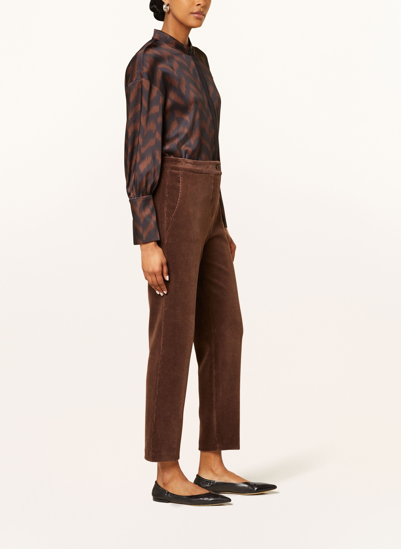 MARC CAIN Corduroy trousers FUSHUN, Color: DARK BROWN (Image 4)